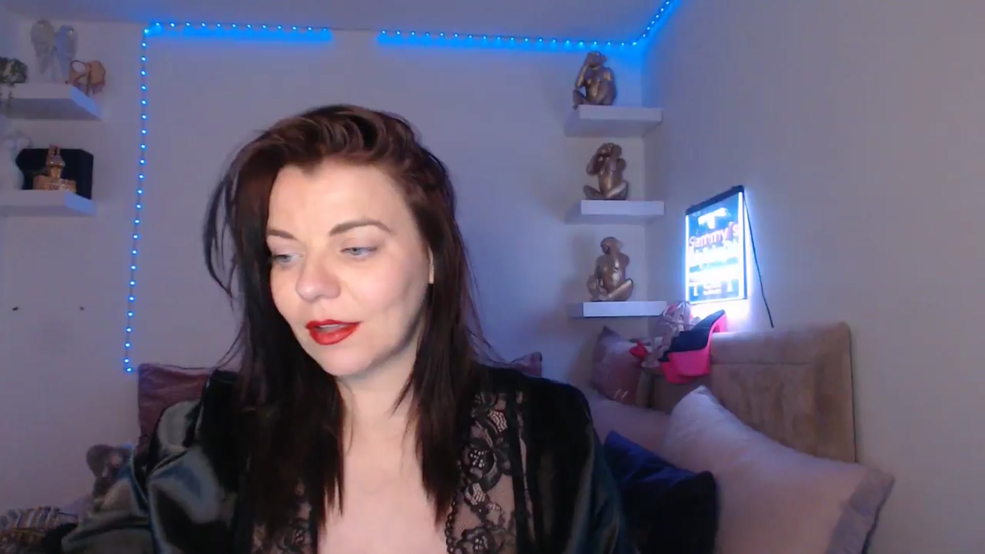 Gallery image thumbnail from innocentSamx's myfreecams stream on, 03/20/2025, 21:54 image 14 of 20