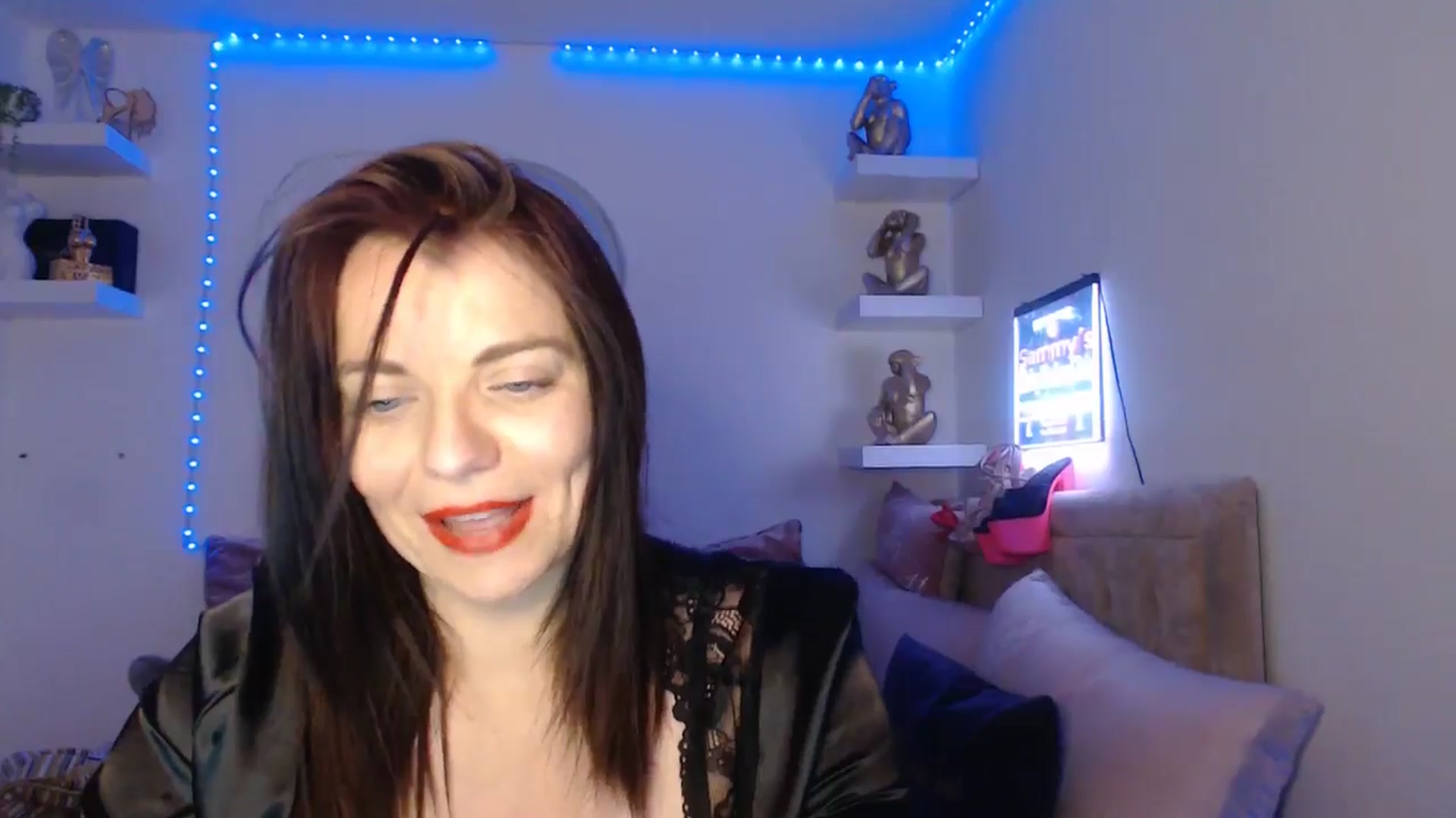 Gallery image thumbnail from innocentSamx's myfreecams stream on, 03/20/2025, 21:54 image 7 of 20