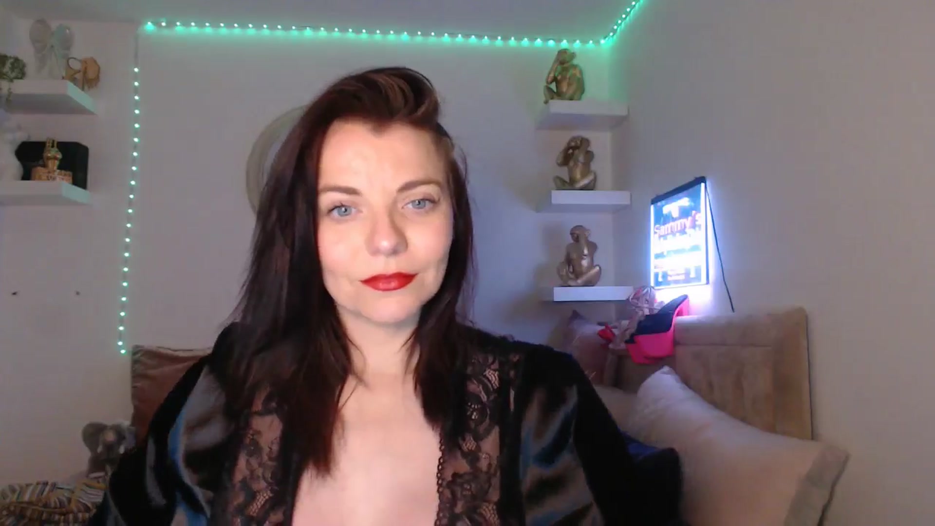 Gallery image thumbnail from innocentSamx's myfreecams stream on, 03/20/2025, 21:54 image 13 of 20