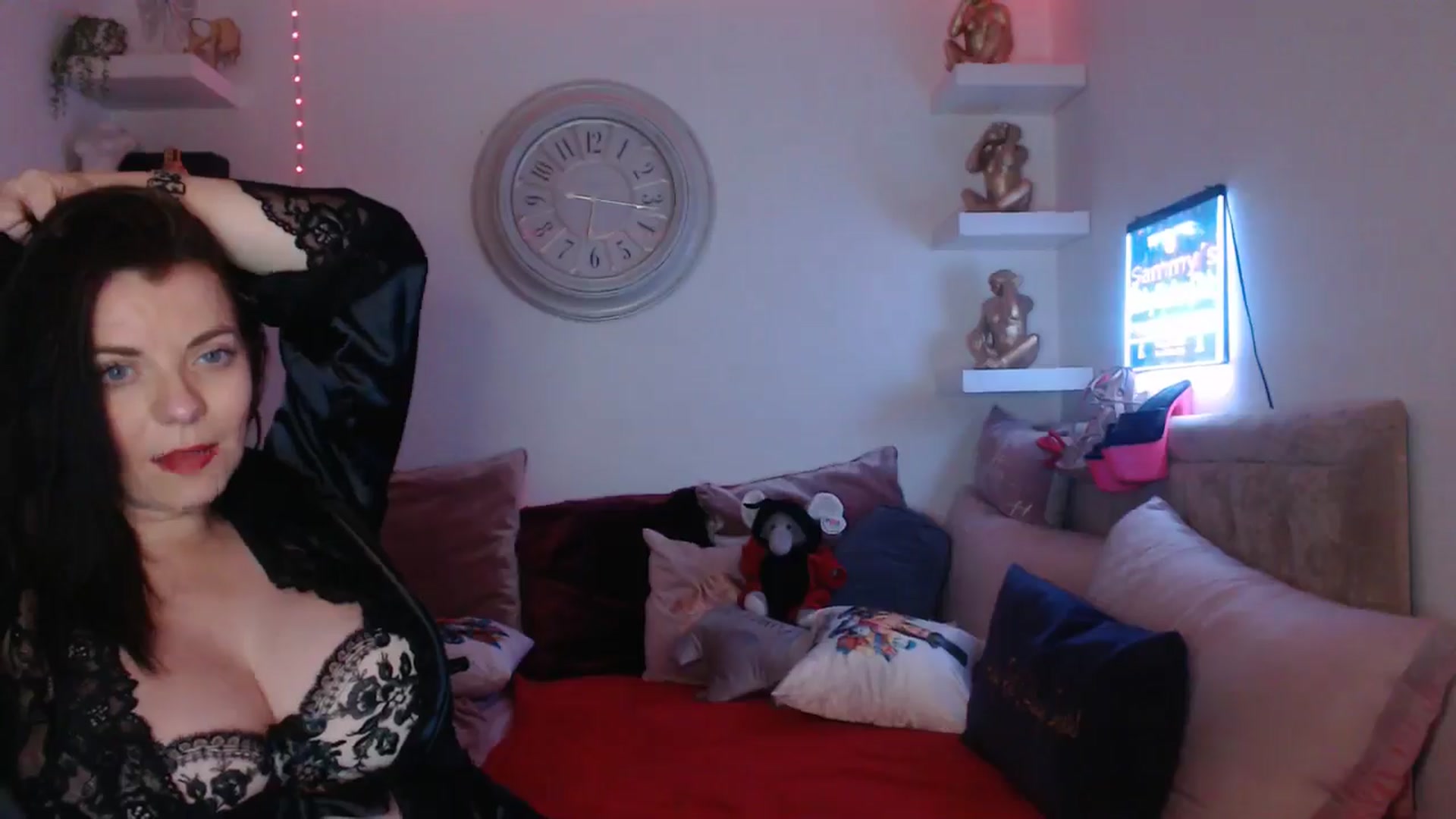Gallery image thumbnail from innocentSamx's myfreecams stream on, 03/20/2025, 22:51 image 4 of 20