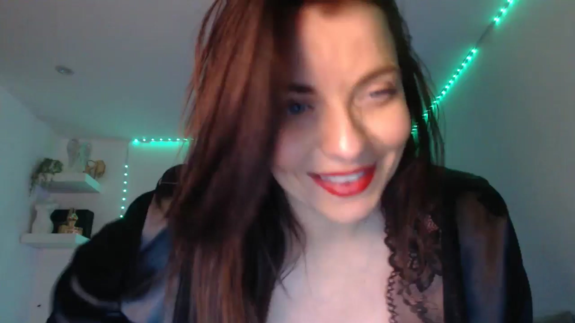 Gallery image thumbnail from innocentSamx's myfreecams stream on, 03/20/2025, 22:51 image 1 of 20