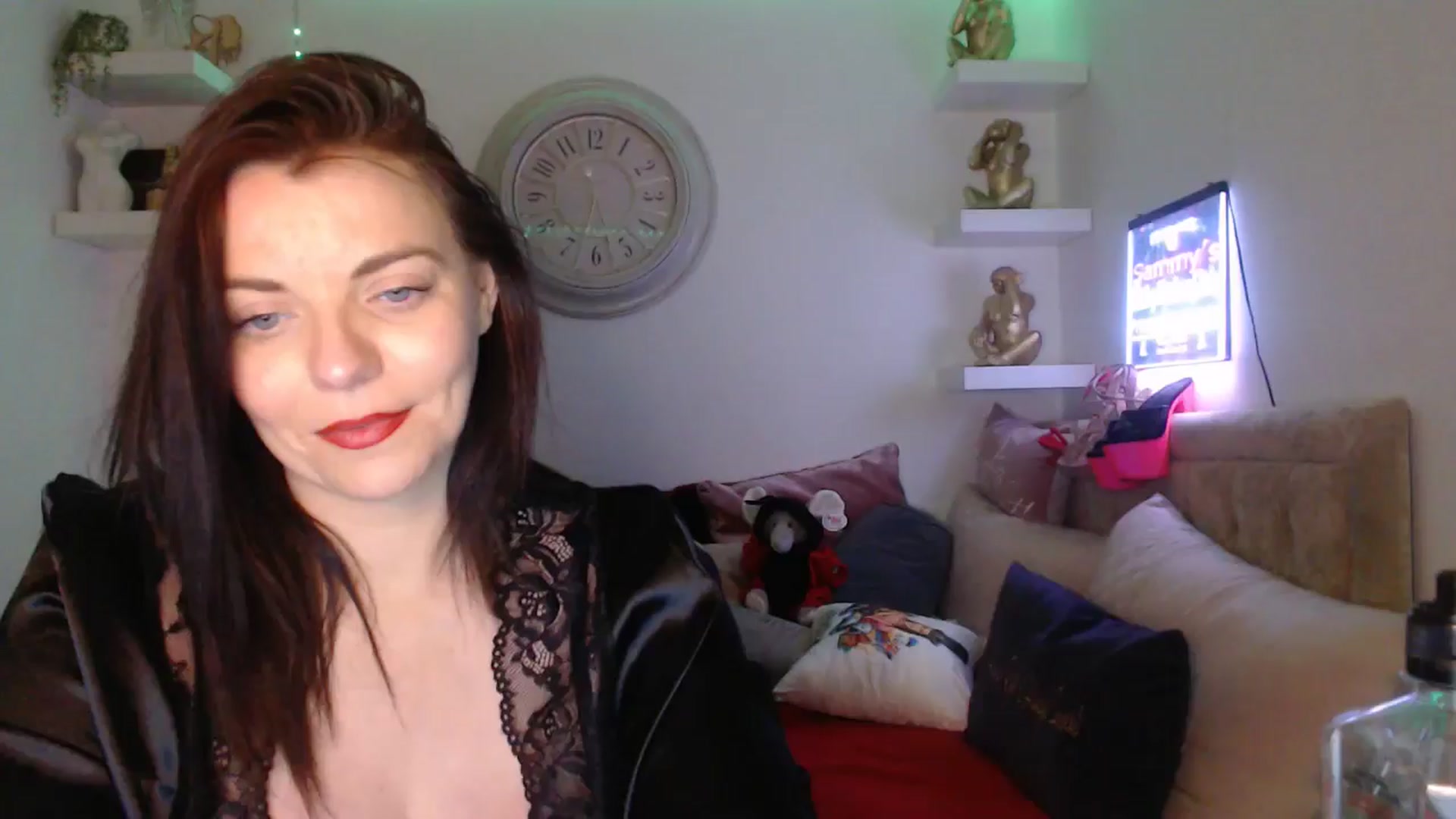 Gallery image thumbnail from innocentSamx's myfreecams stream on, 03/20/2025, 22:51 image 13 of 20