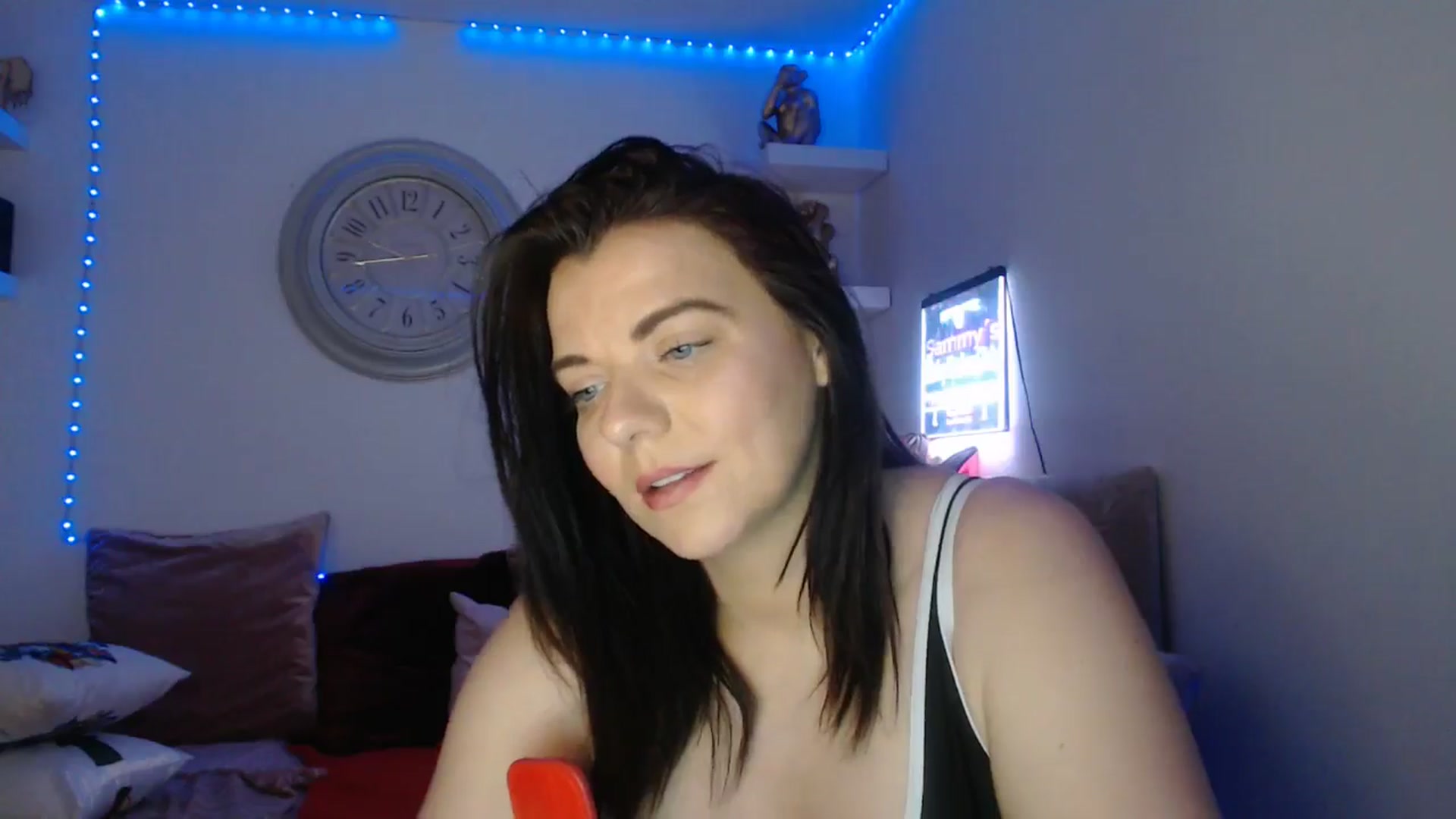 Gallery image thumbnail from innocentSamx's myfreecams stream on, 03/22/2025, 14:02 image 18 of 20