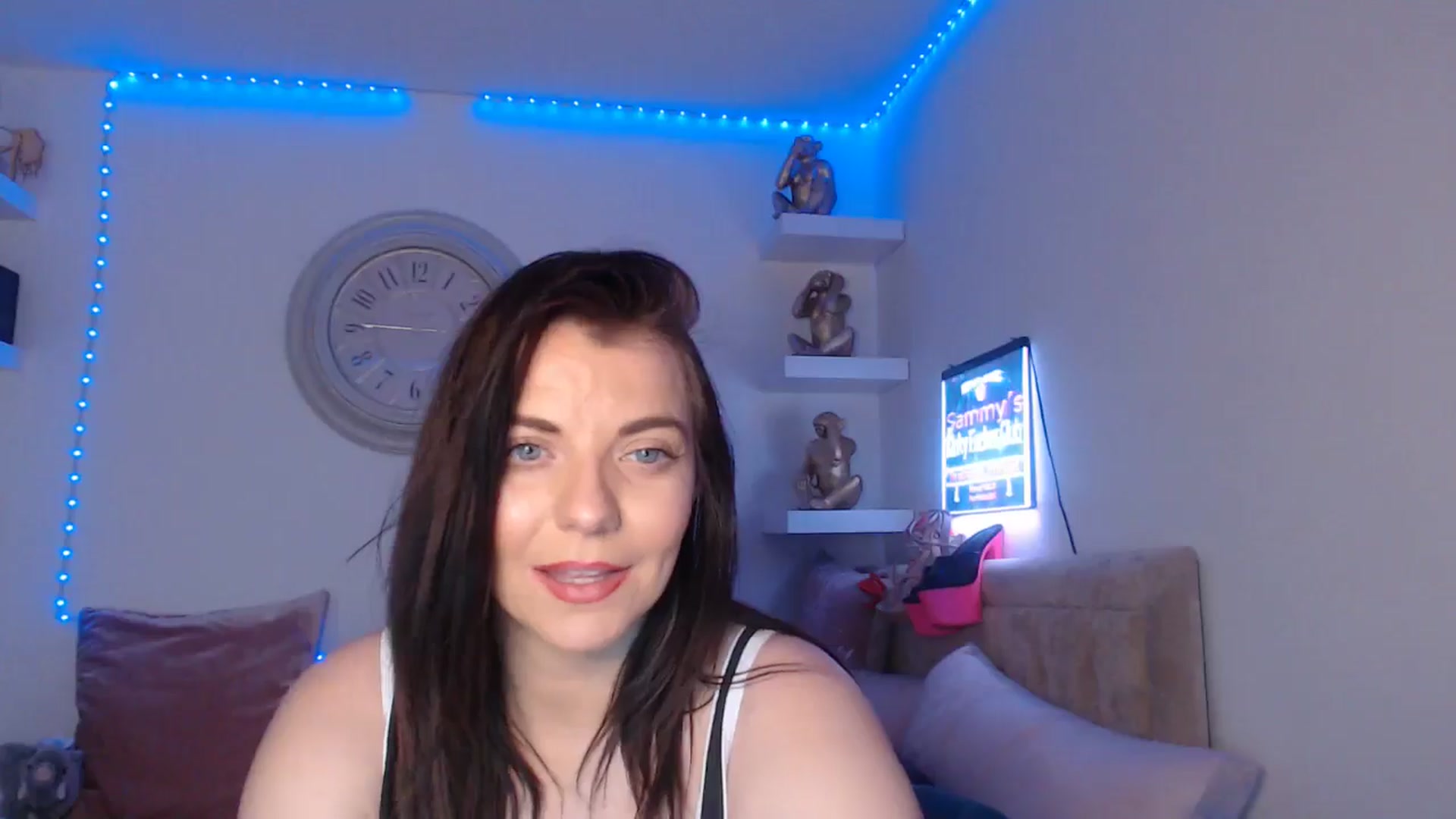 Gallery image thumbnail from innocentSamx's myfreecams stream on, 03/22/2025, 16:03 image 14 of 20