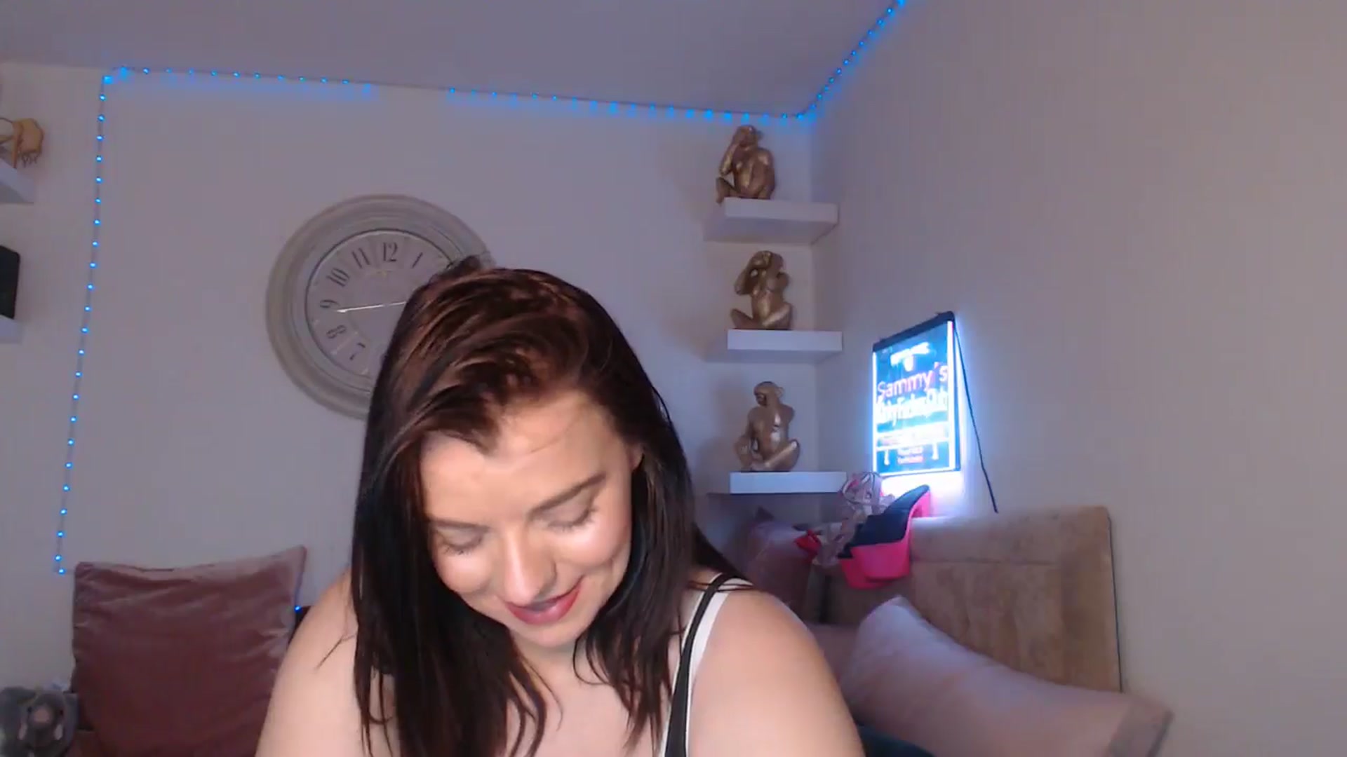 Gallery image thumbnail from innocentSamx's myfreecams stream on, 03/22/2025, 16:03 image 10 of 20
