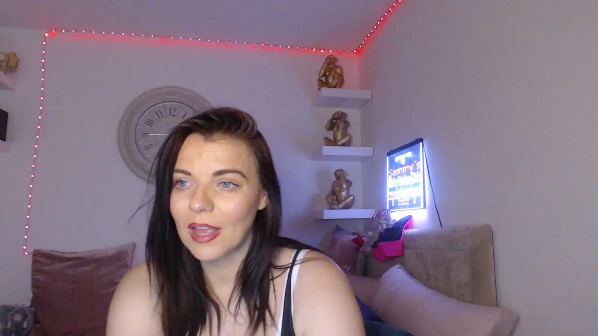 Gallery image thumbnail from innocentSamx's myfreecams stream on, 03/22/2025, 16:03 image 13 of 20