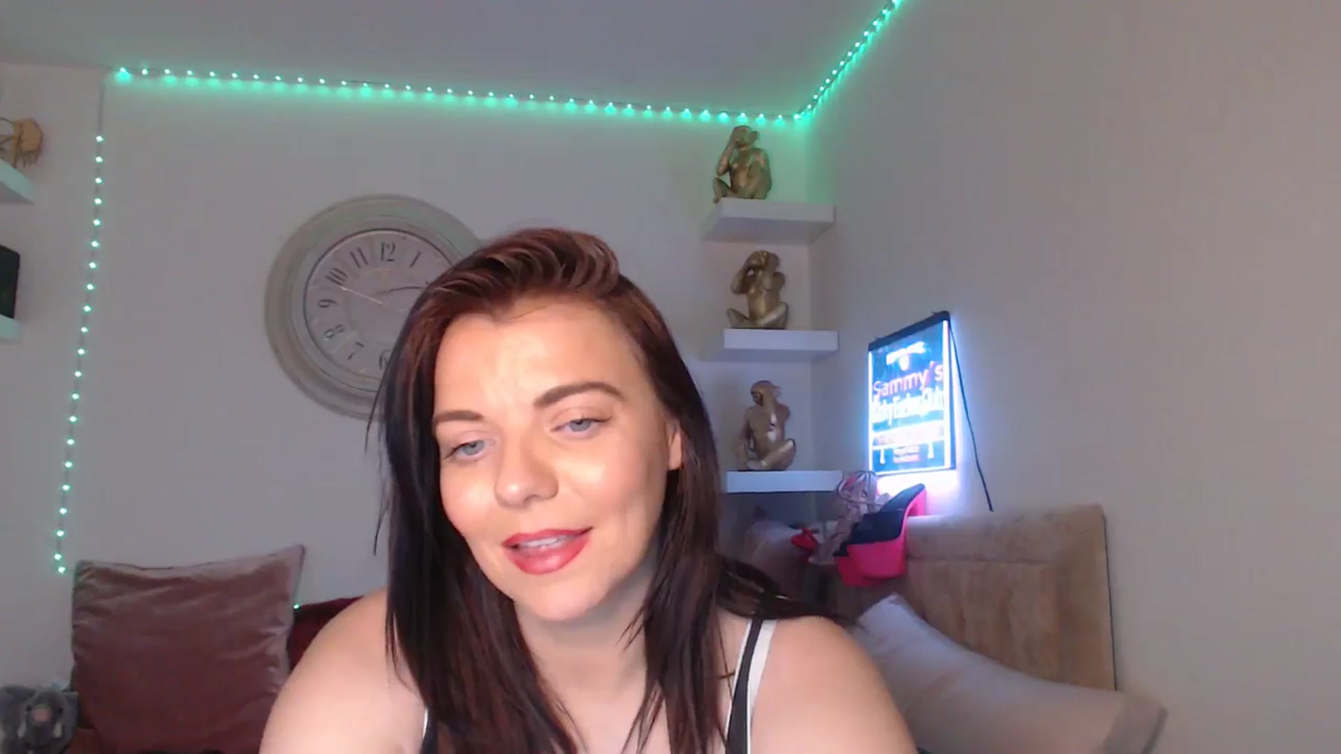 Gallery image thumbnail from innocentSamx's myfreecams stream on, 03/22/2025, 16:03 image 20 of 20
