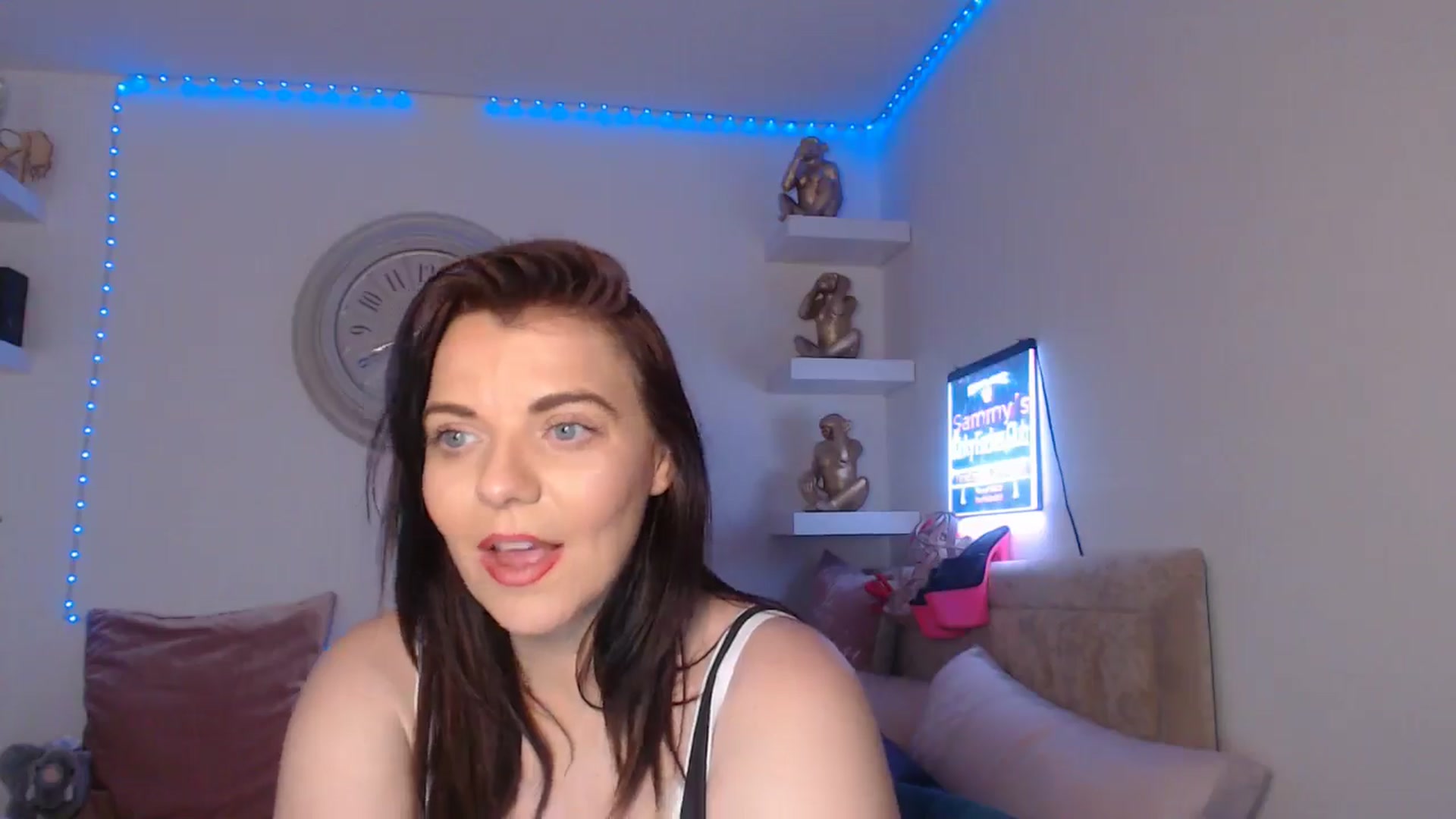 Gallery image thumbnail from innocentSamx's myfreecams stream on, 03/22/2025, 16:03 image 5 of 20
