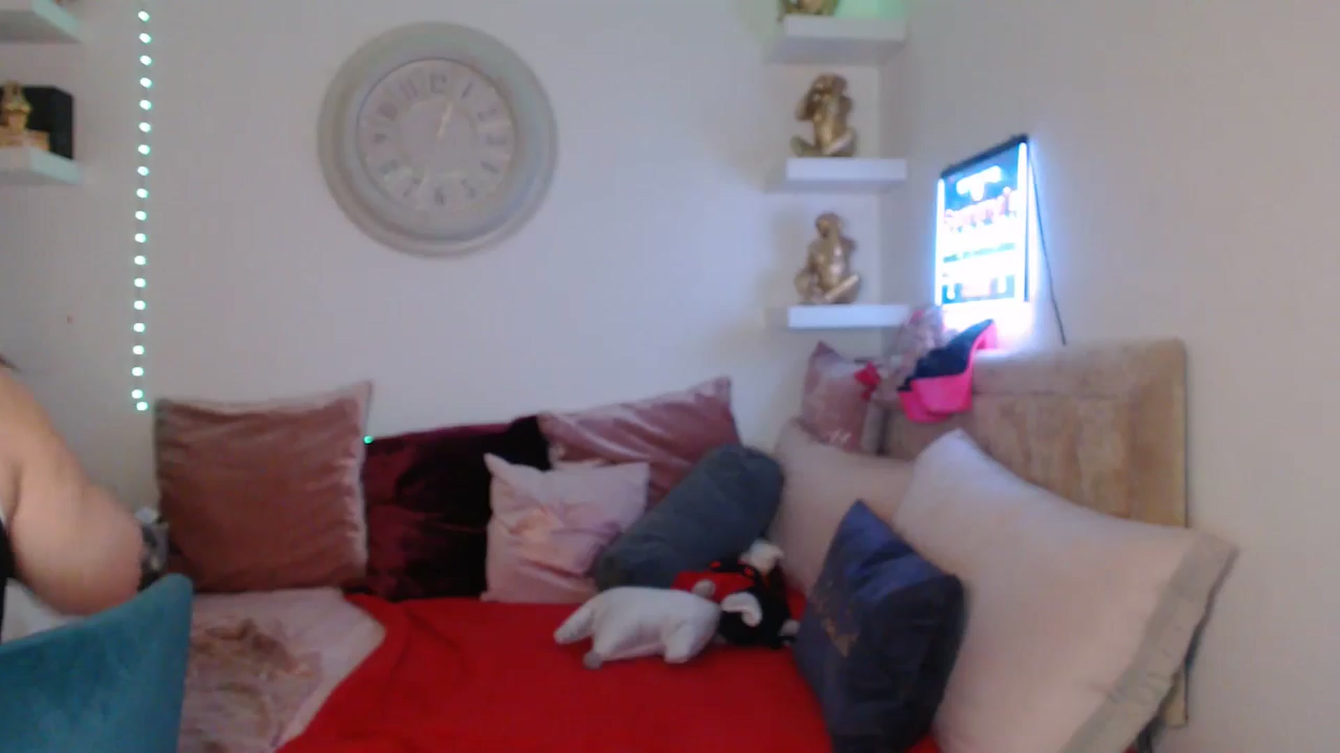 Gallery image thumbnail from innocentSamx's myfreecams stream on, 03/22/2025, 16:57 image 14 of 20