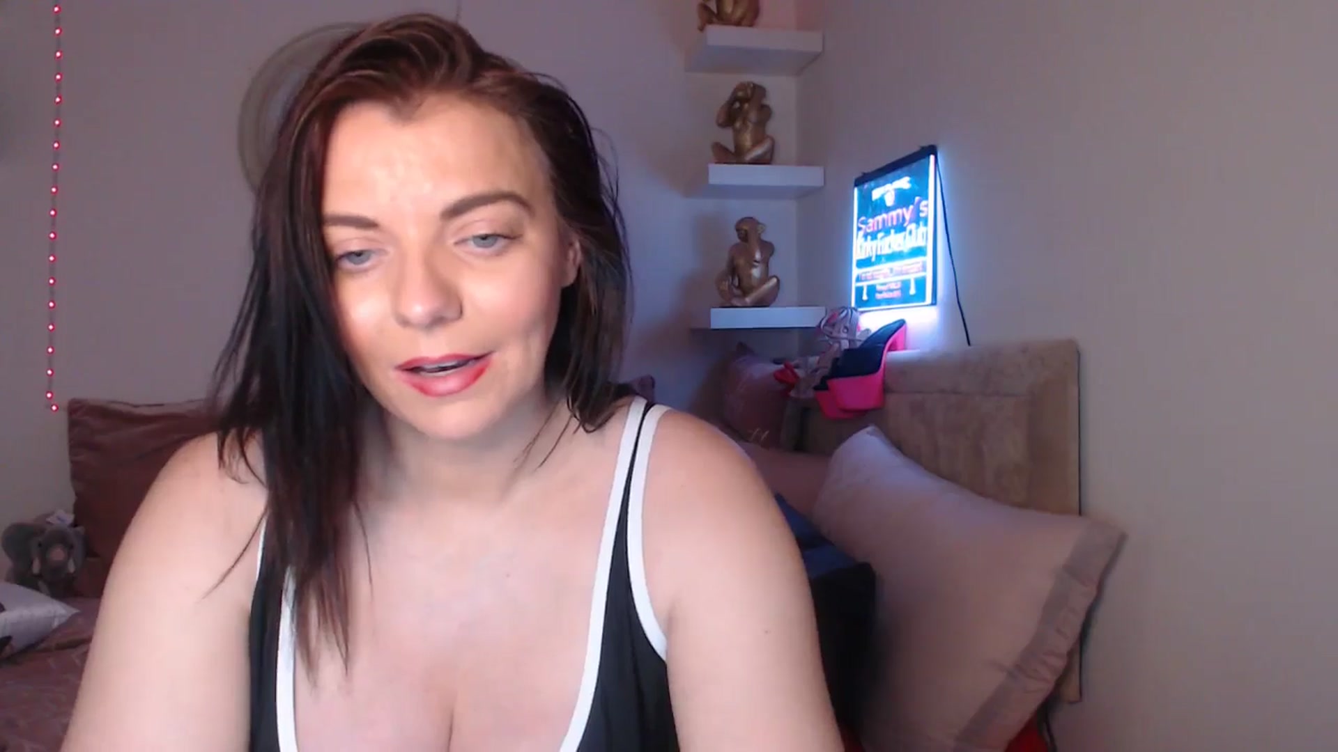 Gallery image thumbnail from innocentSamx's myfreecams stream on, 03/22/2025, 16:57 image 2 of 20