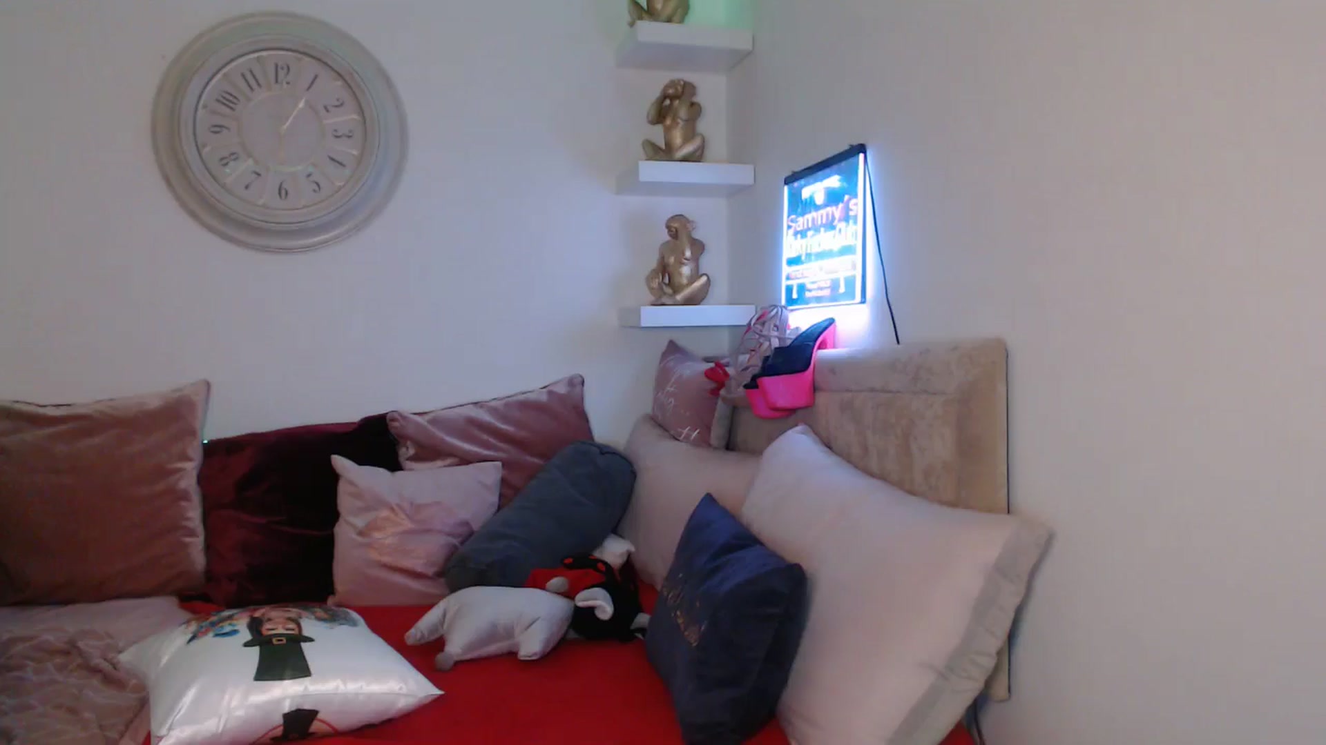 Gallery image thumbnail from innocentSamx's myfreecams stream on, 03/22/2025, 17:41 image 7 of 20