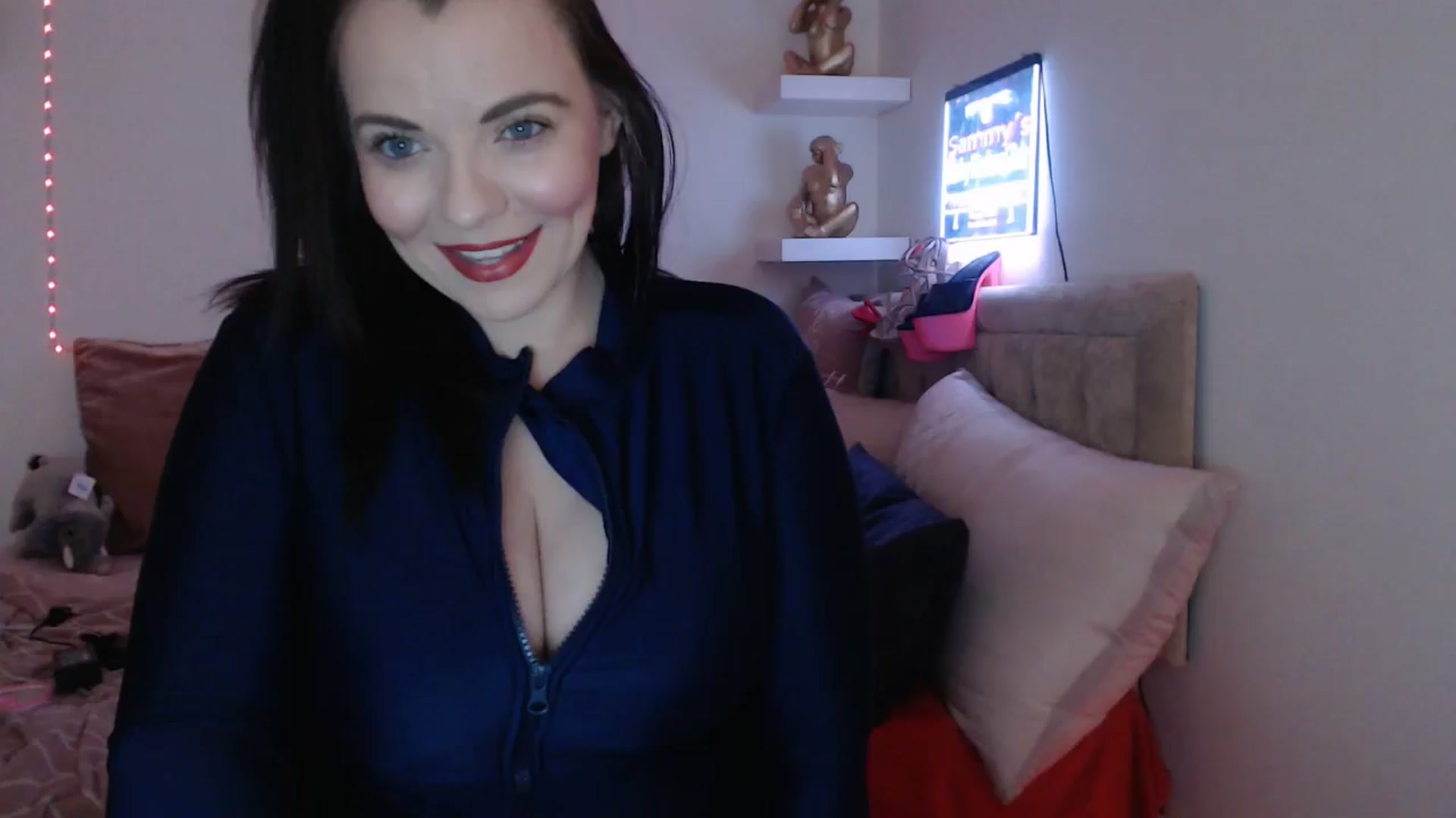 Gallery image thumbnail from innocentSamx's myfreecams stream on, 03/23/2025, 12:32 image 8 of 20