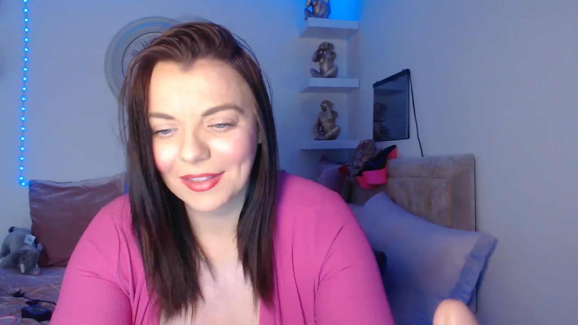 Gallery image thumbnail from innocentSamx's myfreecams stream on, 03/25/2025, 15:27 image 3 of 20