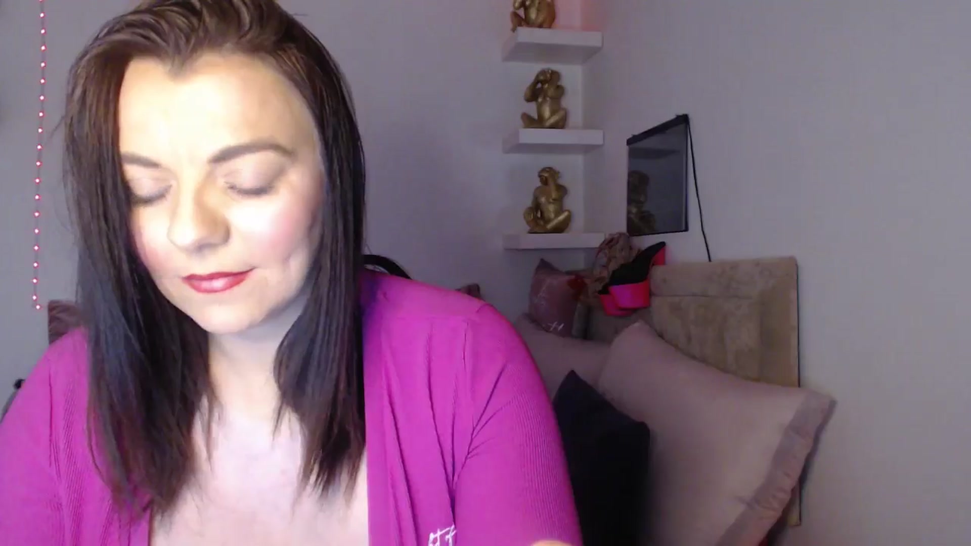 Gallery image thumbnail from innocentSamx's myfreecams stream on, 03/25/2025, 15:27 image 14 of 20