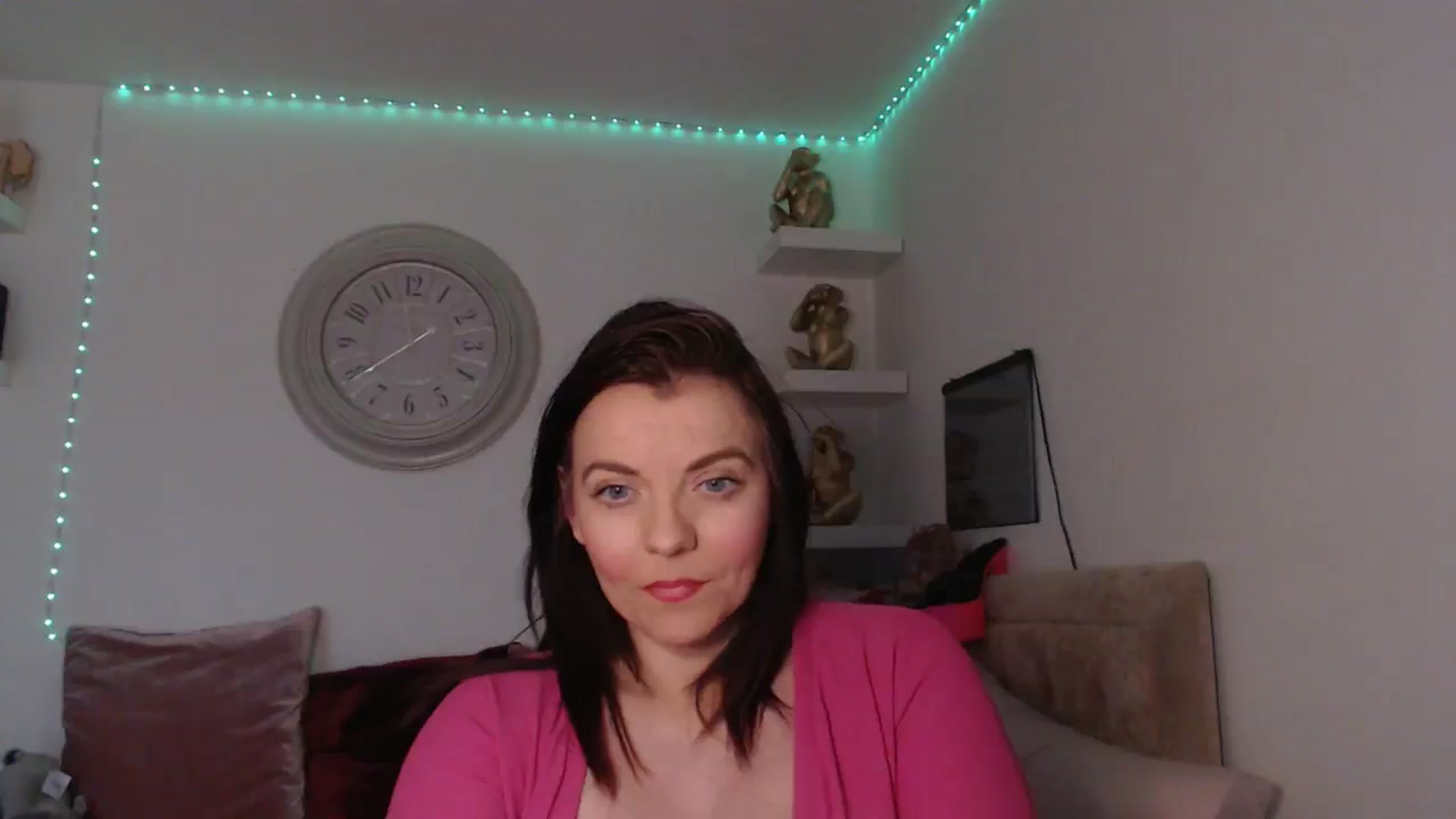 Gallery image thumbnail from innocentSamx's myfreecams stream on, 03/25/2025, 16:09 image 4 of 20