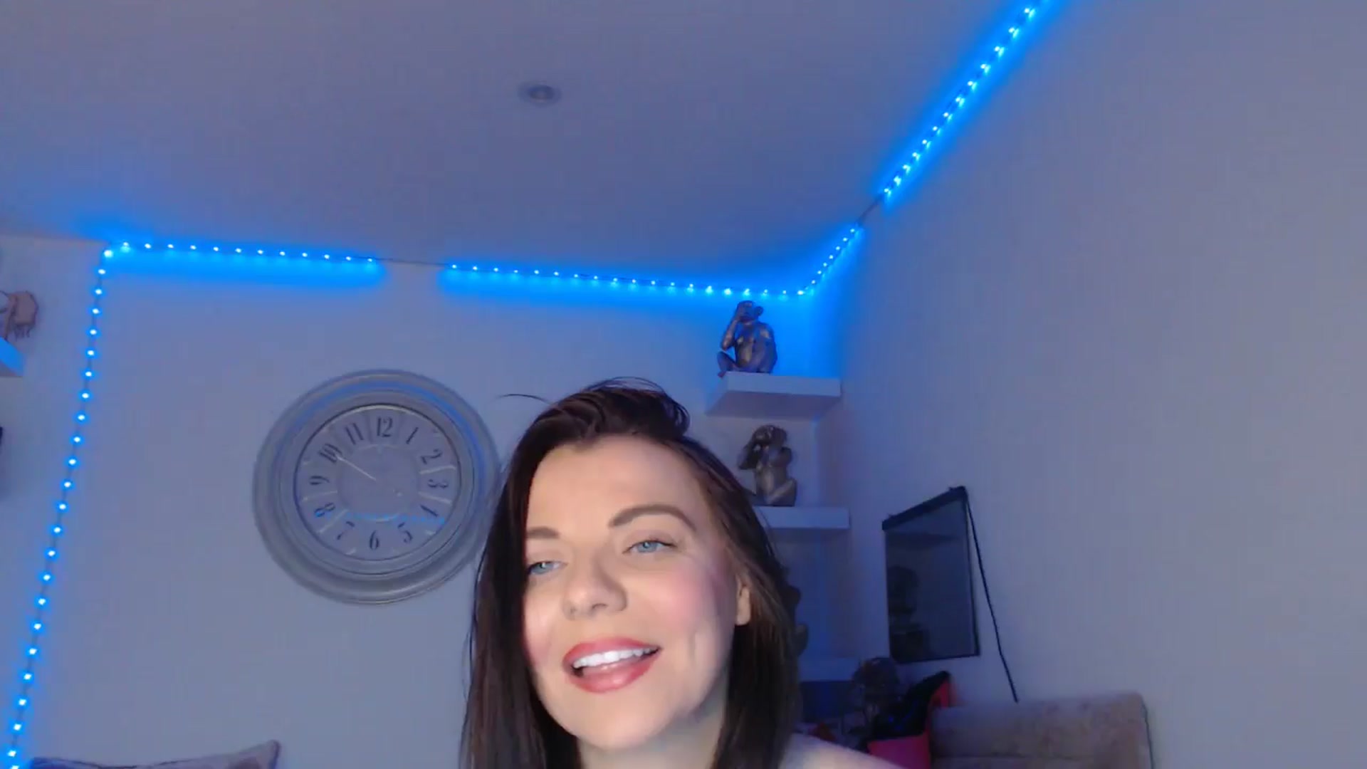Gallery image thumbnail from innocentSamx's myfreecams stream on, 03/25/2025, 16:09 image 17 of 20