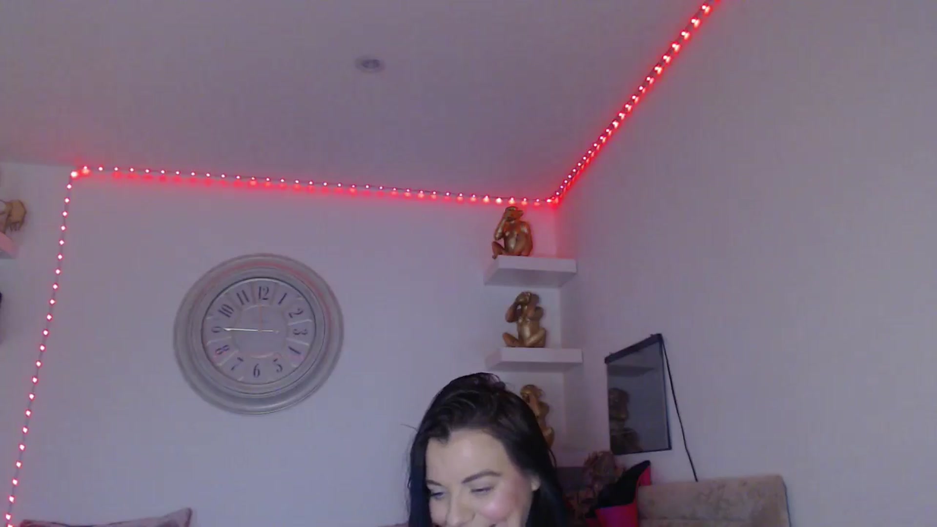 Gallery image thumbnail from innocentSamx's myfreecams stream on, 03/25/2025, 16:09 image 13 of 20