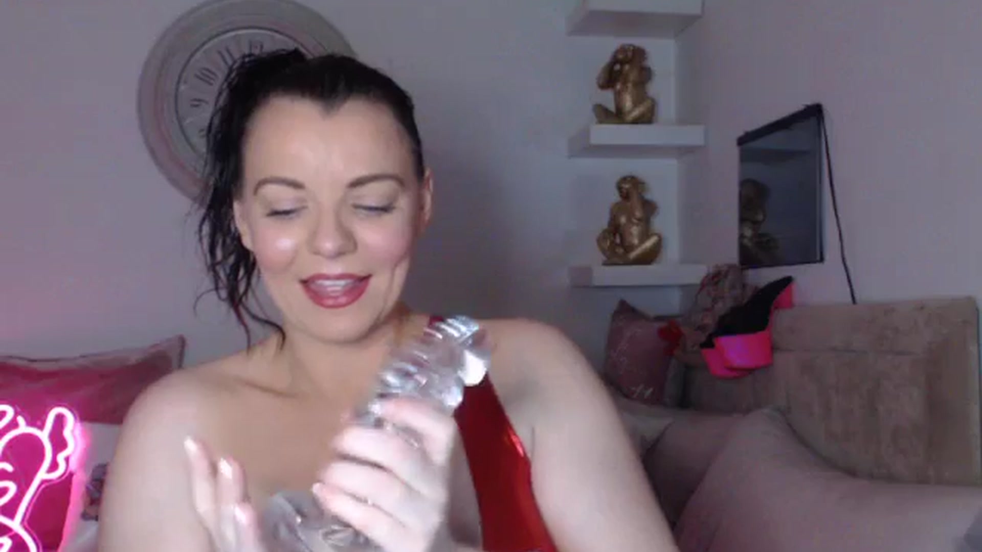 Gallery image thumbnail from innocentSamx's myfreecams stream on, 03/26/2025, 15:35 image 19 of 20