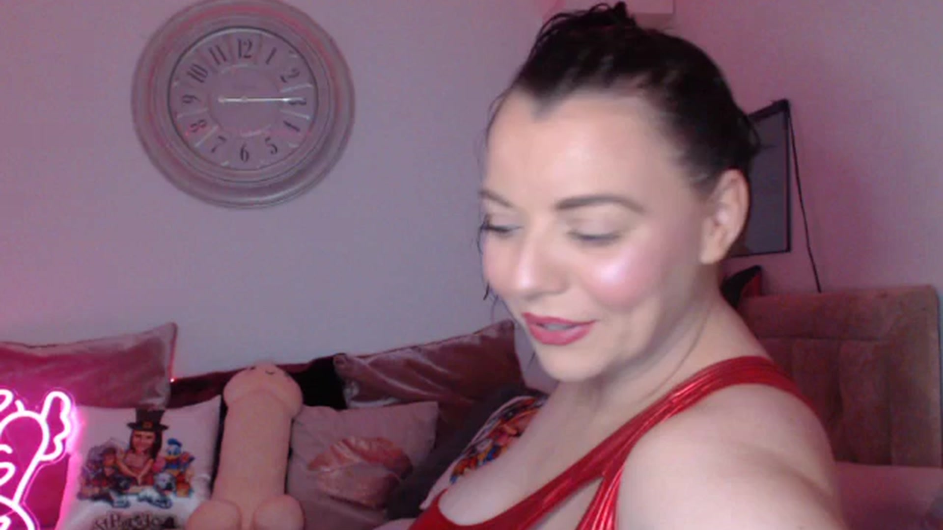 Gallery image thumbnail from innocentSamx's myfreecams stream on, 03/26/2025, 15:35 image 17 of 20