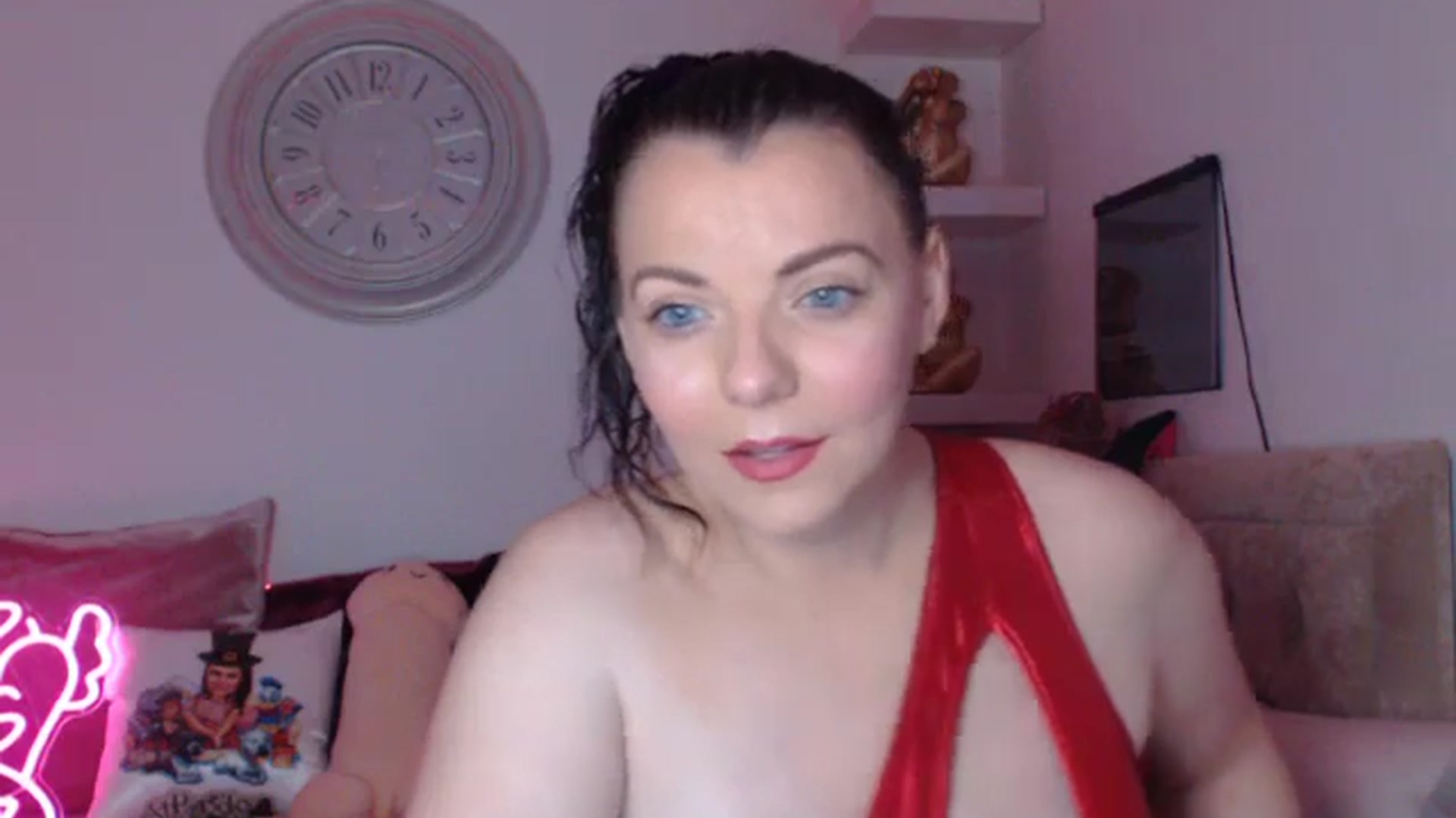 Gallery image thumbnail from innocentSamx's myfreecams stream on, 03/26/2025, 15:35 image 9 of 20