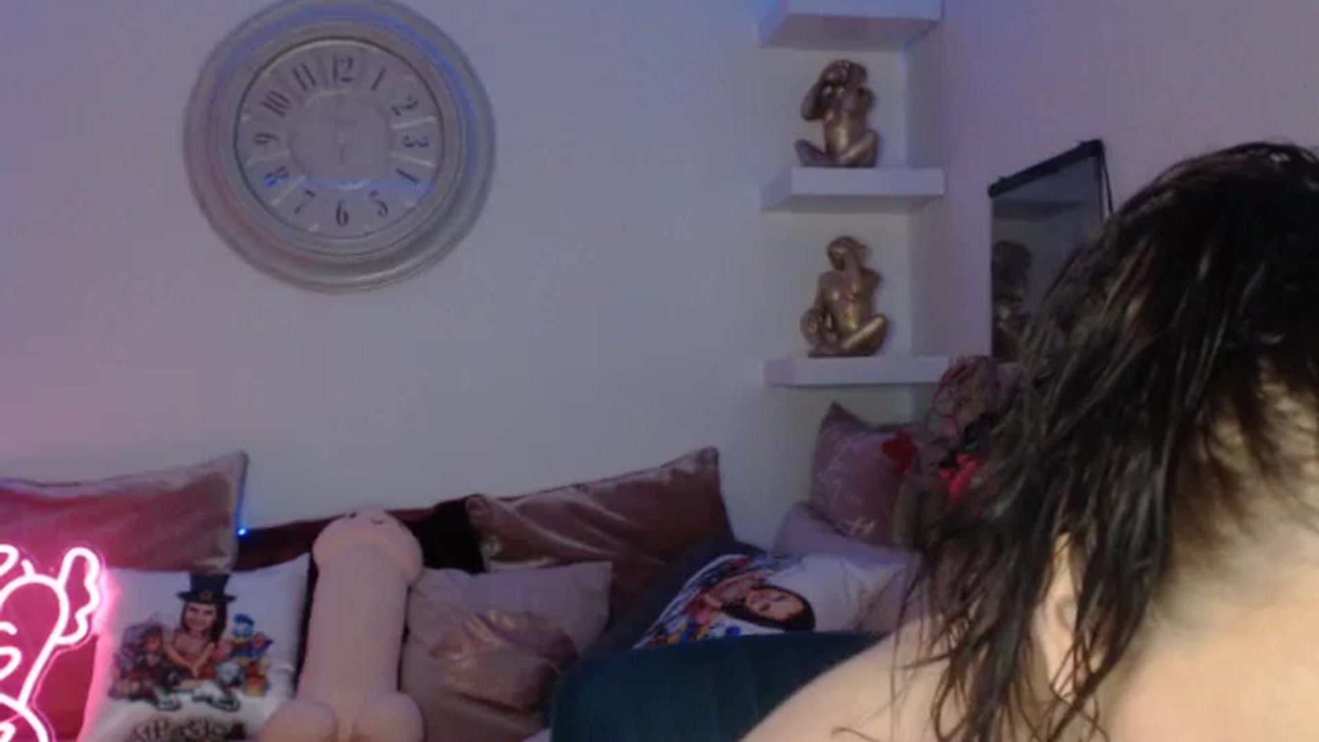 Gallery image thumbnail from innocentSamx's myfreecams stream on, 03/26/2025, 15:35 image 8 of 20