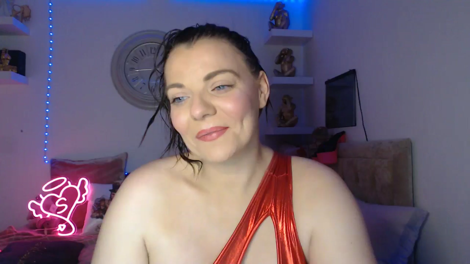 Gallery image thumbnail from innocentSamx's myfreecams stream on, 03/26/2025, 16:13 image 10 of 20