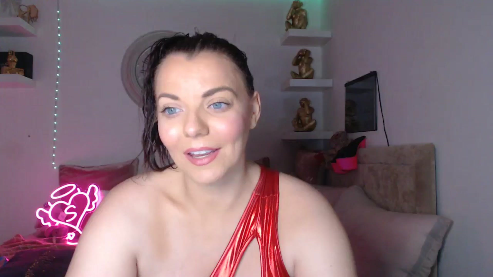 Gallery image thumbnail from innocentSamx's myfreecams stream on, 03/26/2025, 17:19 image 19 of 20