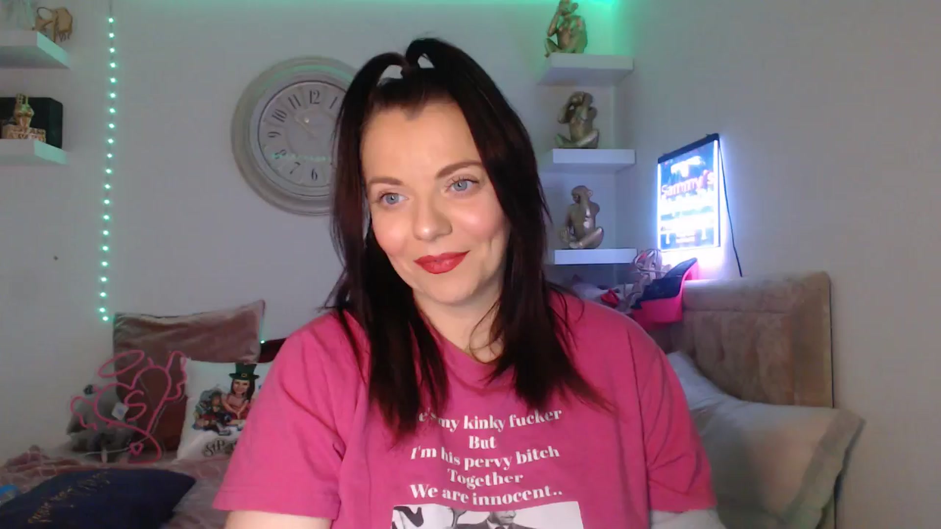 Gallery image thumbnail from innocentSamx's myfreecams stream on, 03/28/2025, 15:12 image 1 of 20