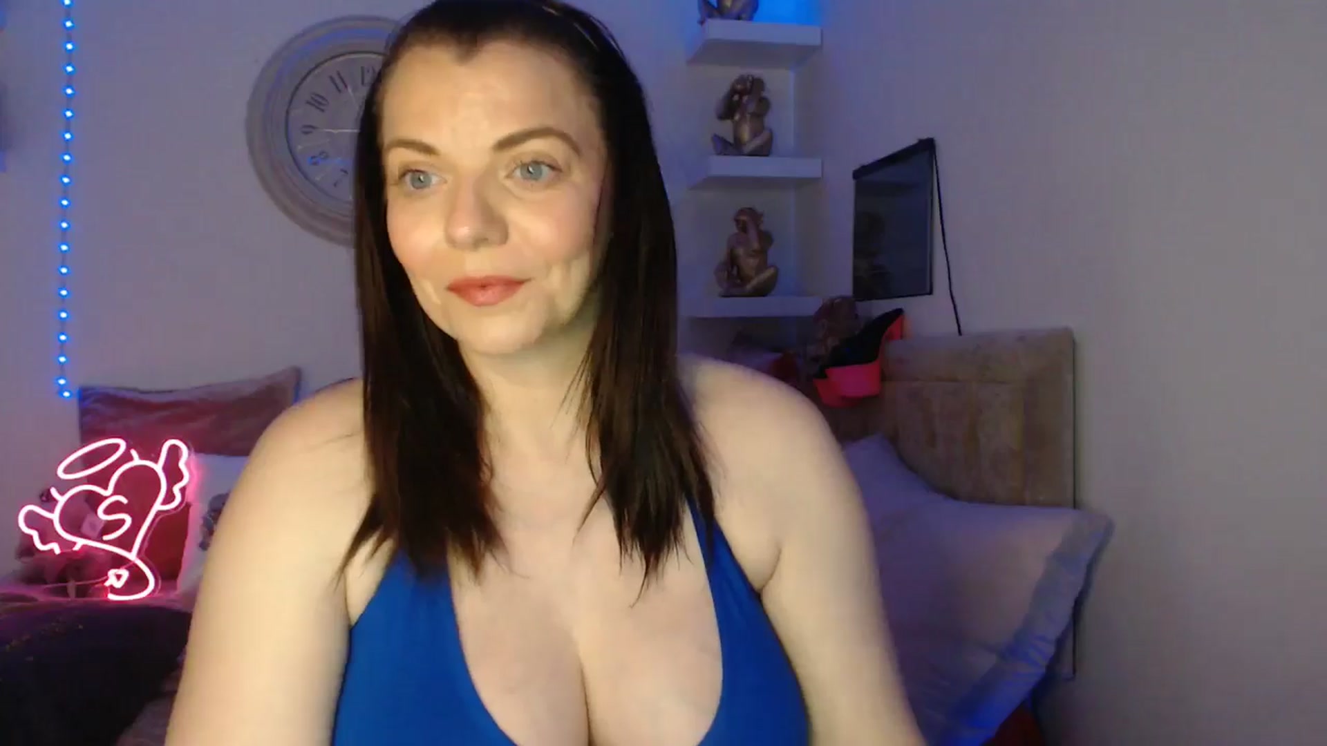 Gallery image thumbnail from innocentSamx's myfreecams stream on, 03/29/2025, 13:36 image 2 of 20