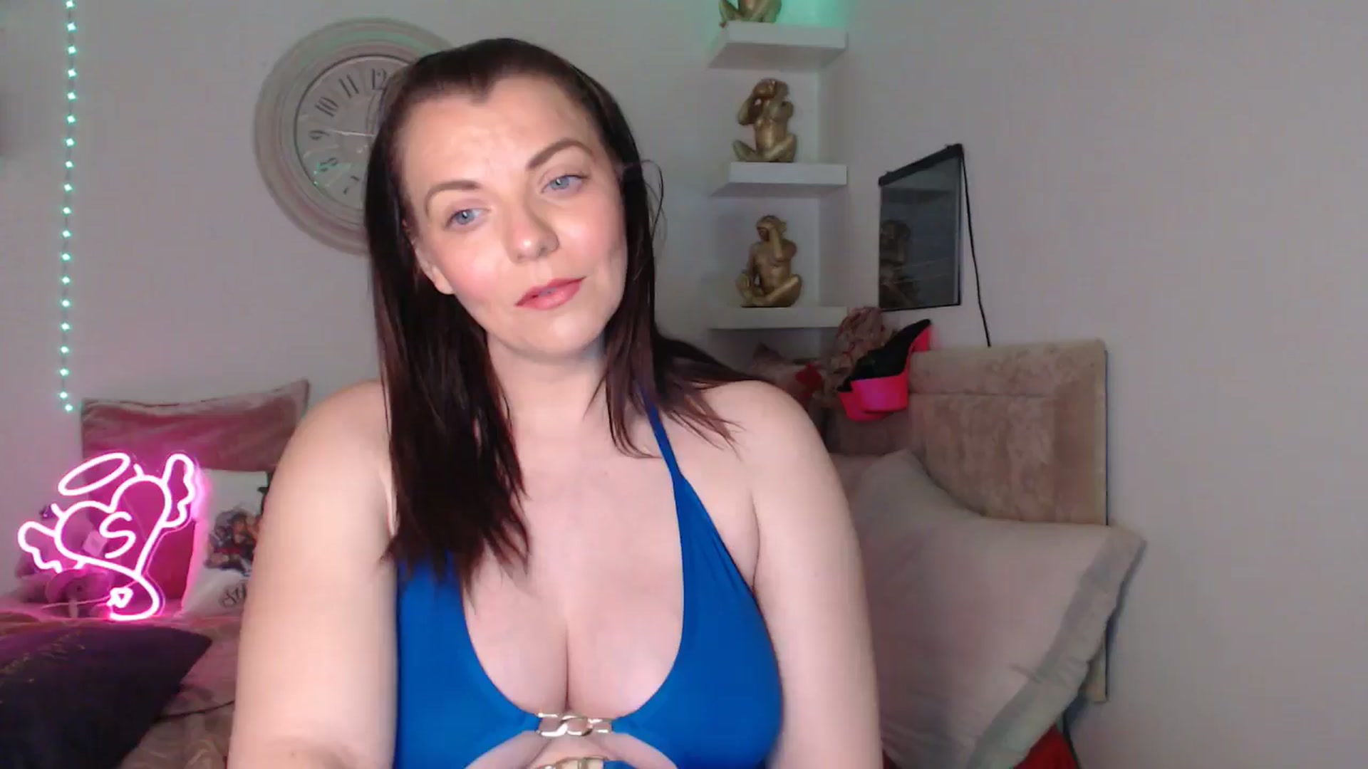 Gallery image thumbnail from innocentSamx's myfreecams stream on, 03/29/2025, 13:36 image 11 of 20