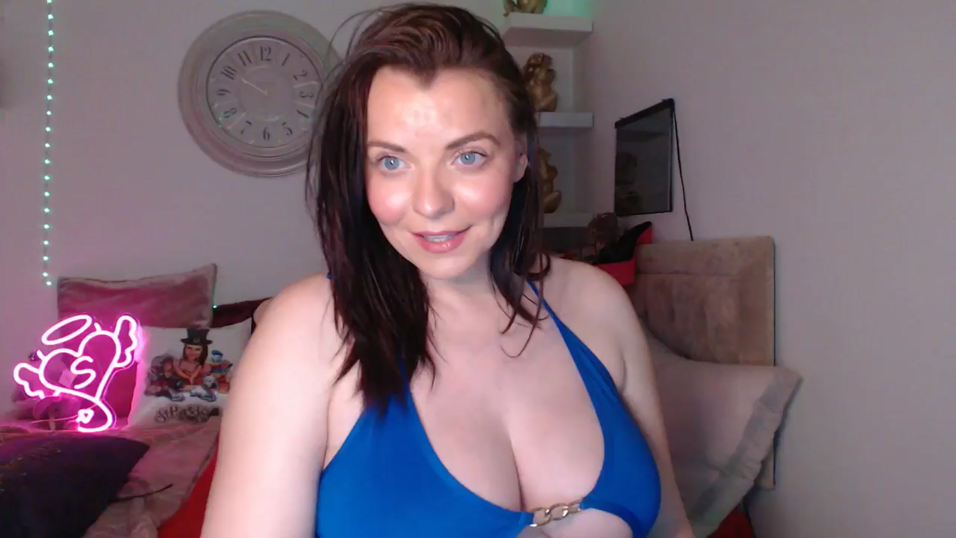 Gallery image thumbnail from innocentSamx's myfreecams stream on, 03/29/2025, 14:22 image 16 of 20