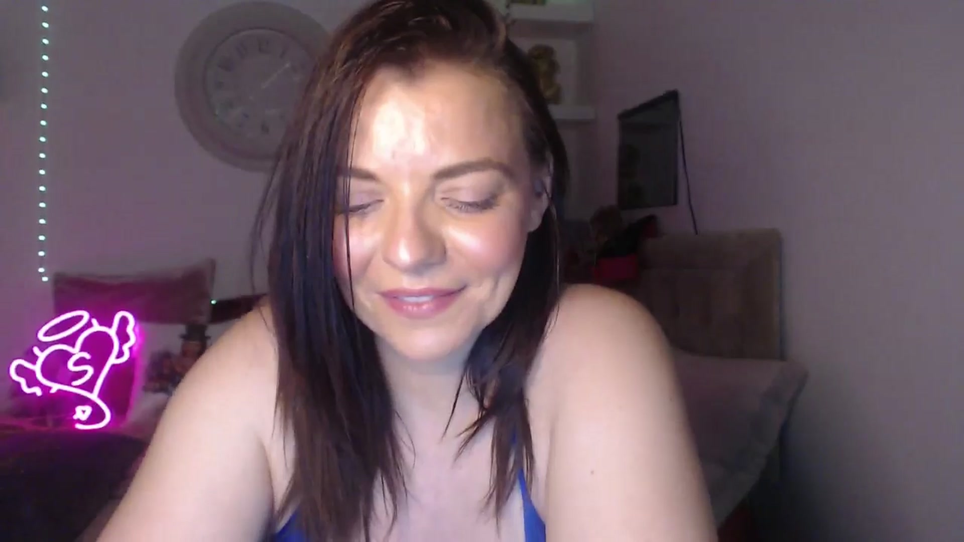 Gallery image thumbnail from innocentSamx's myfreecams stream on, 03/29/2025, 15:37 image 14 of 20