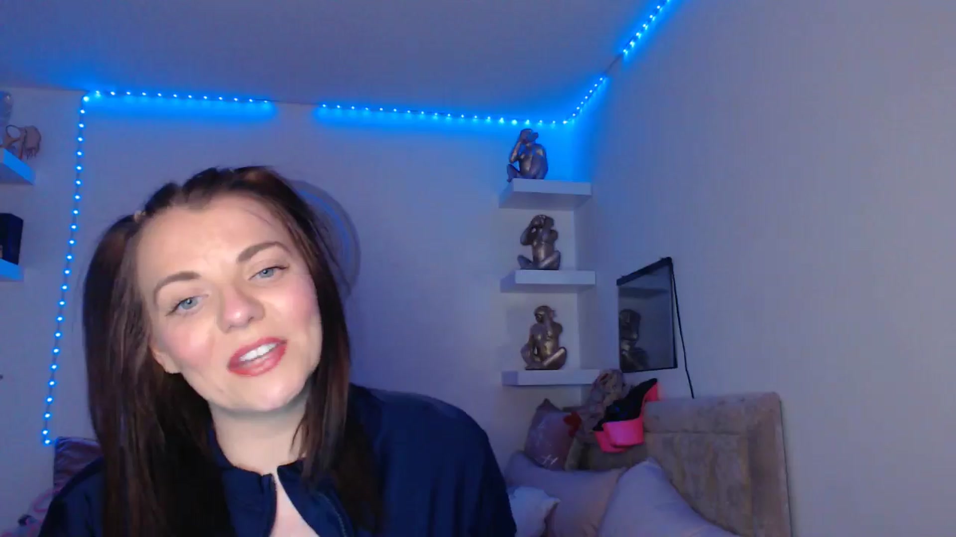 Gallery image thumbnail from innocentSamx's myfreecams stream on, 04/02/2025, 19:25 image 3 of 20