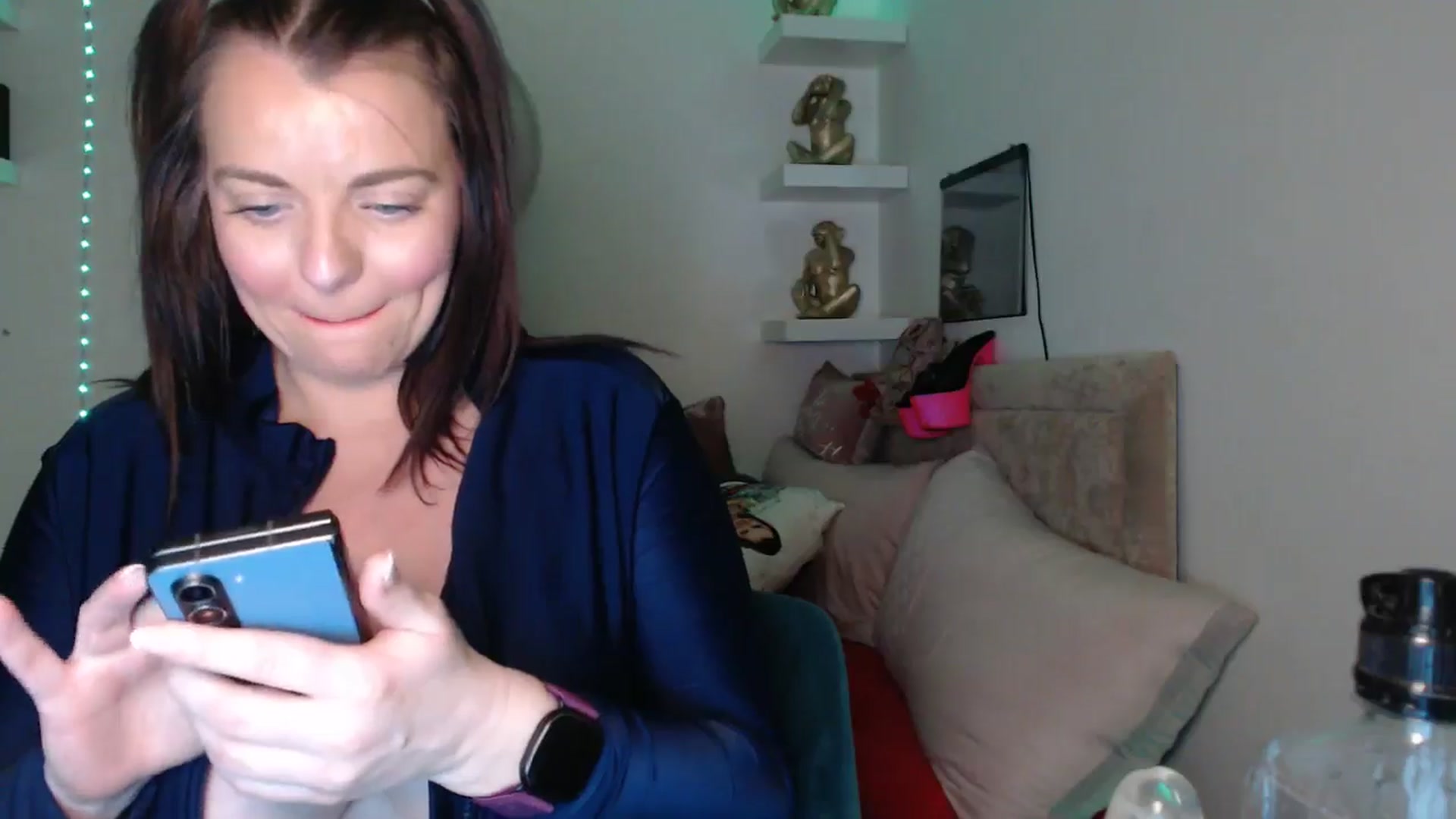 Gallery image thumbnail from innocentSamx's myfreecams stream on, 04/02/2025, 19:25 image 14 of 20
