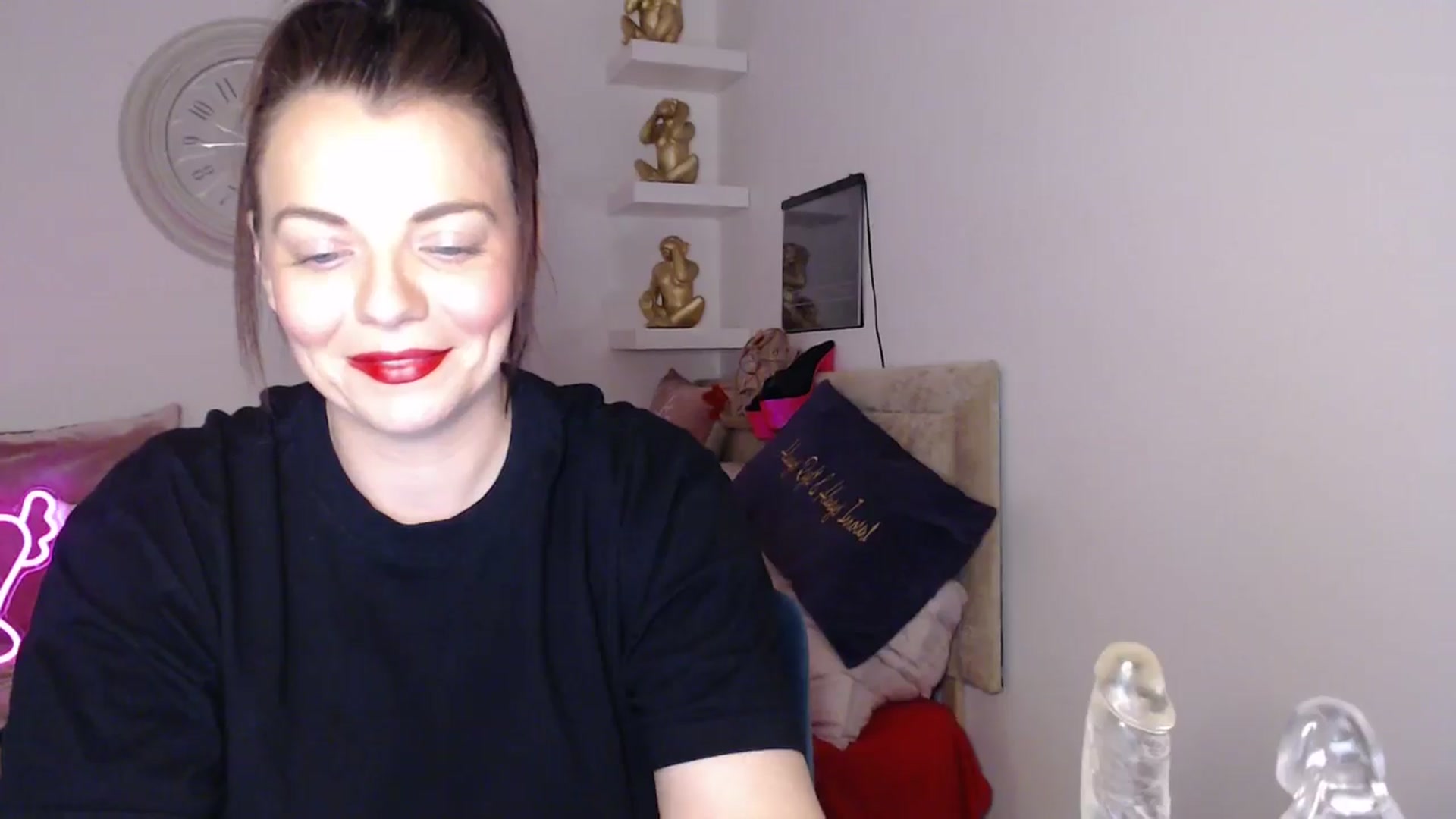 Gallery image thumbnail from innocentSamx's myfreecams stream on, 04/04/2025, 14:14 image 6 of 20