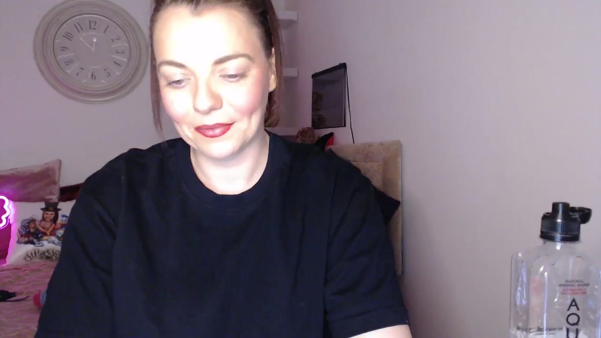 Gallery image thumbnail from innocentSamx's myfreecams stream on, 04/04/2025, 15:04 image 6 of 20