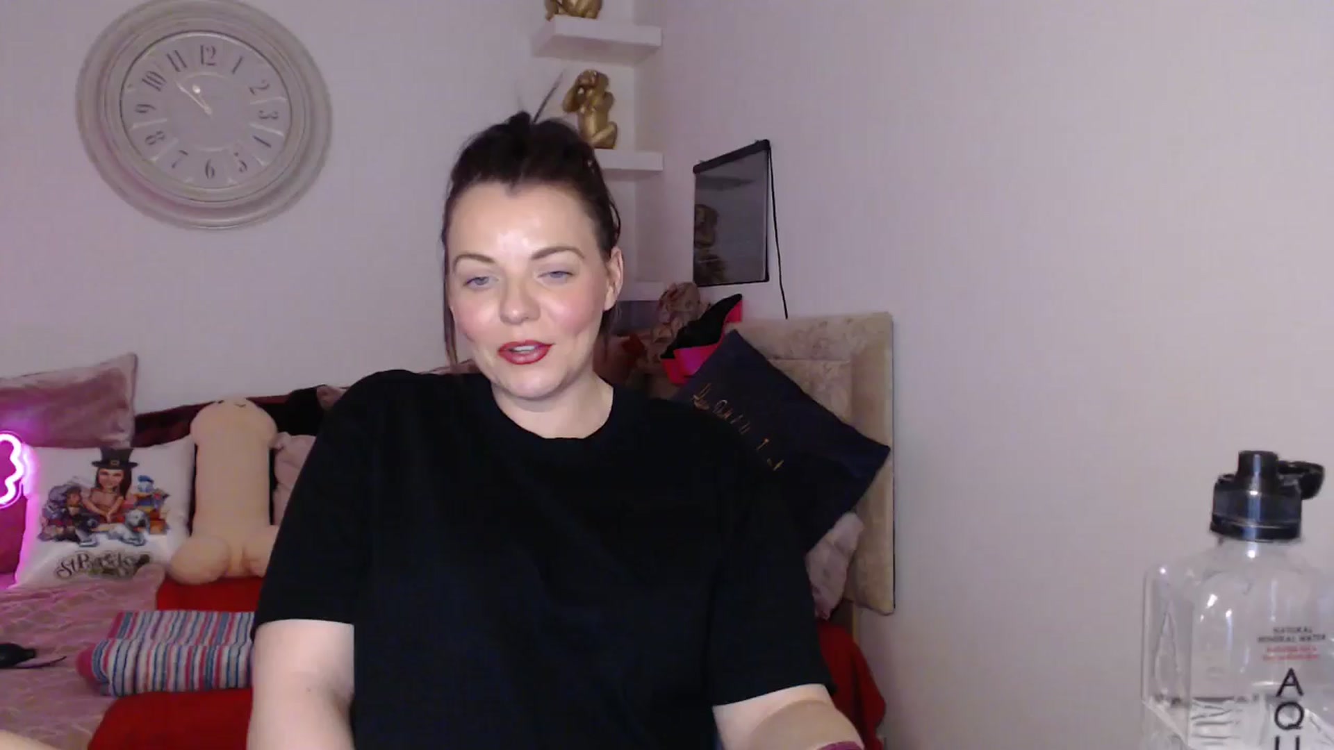 Gallery image thumbnail from innocentSamx's myfreecams stream on, 04/04/2025, 15:04 image 1 of 20