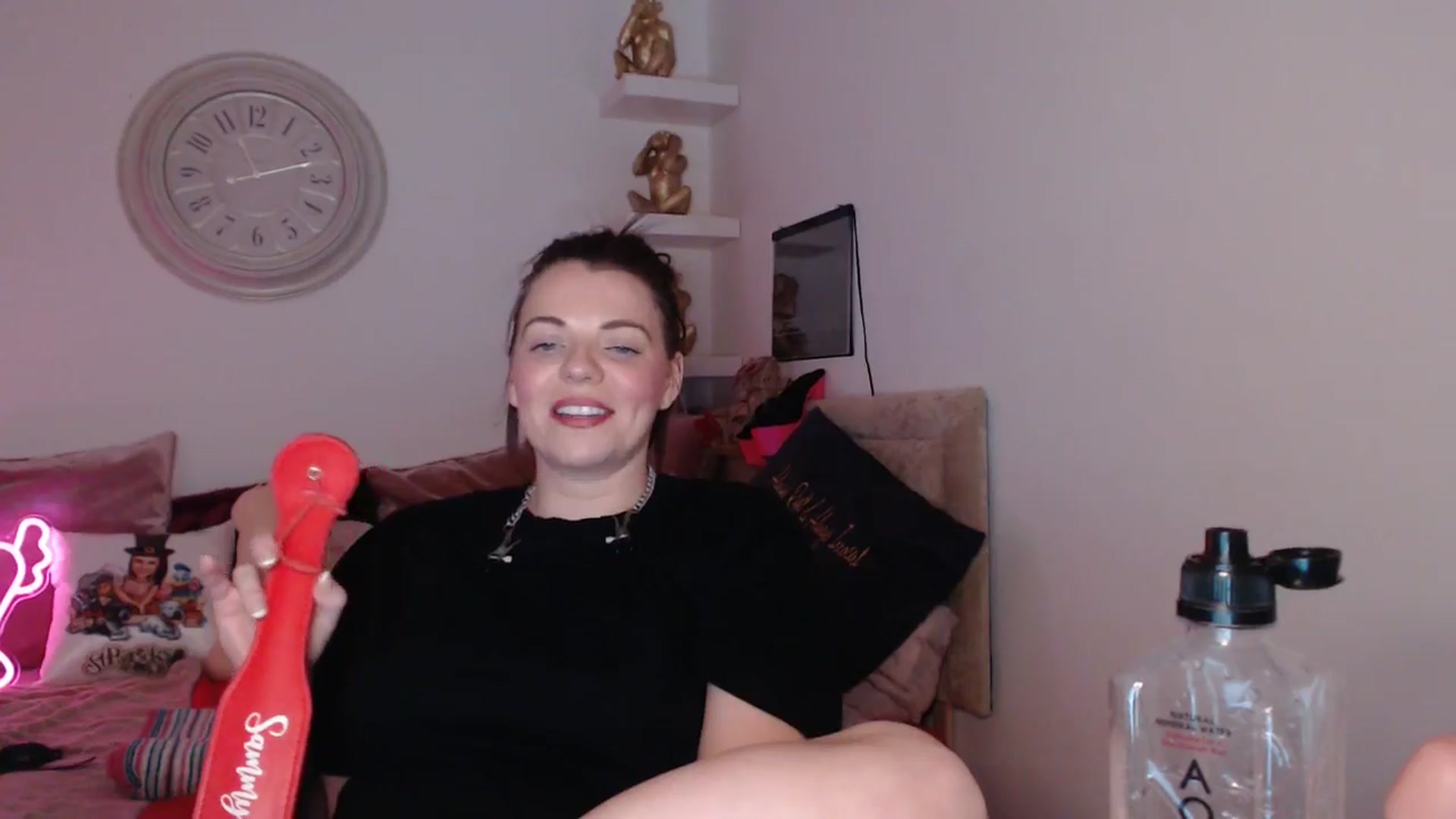 Gallery image thumbnail from innocentSamx's myfreecams stream on, 04/04/2025, 15:31 image 14 of 20