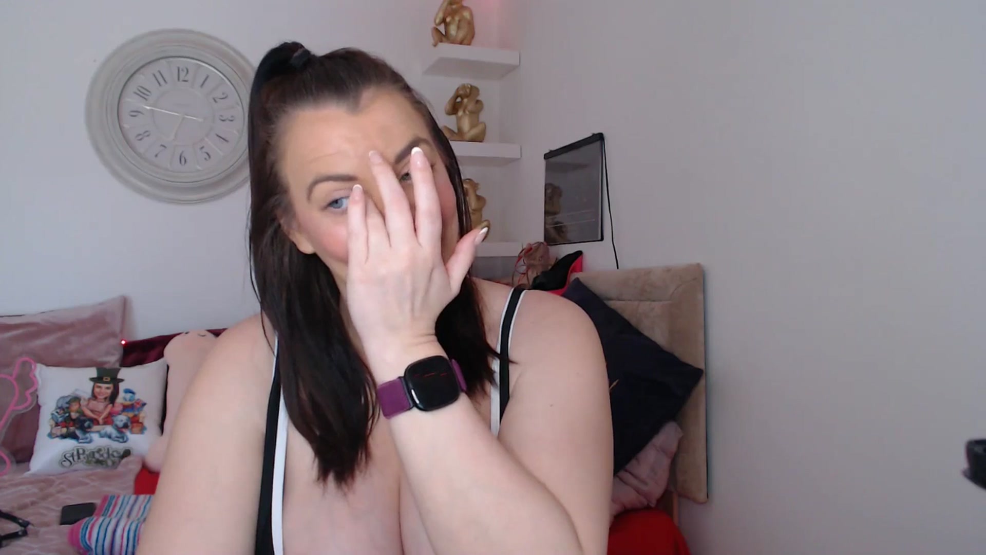 Gallery image thumbnail from innocentSamx's myfreecams stream on, 04/06/2025, 11:08 image 18 of 20