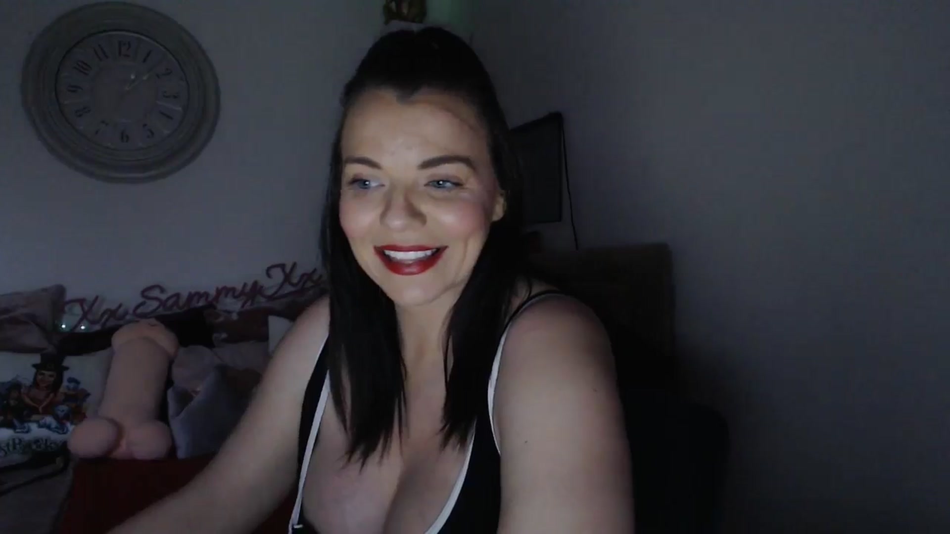 Gallery image thumbnail from innocentSamx's myfreecams stream on, 04/06/2025, 18:01 image 6 of 20