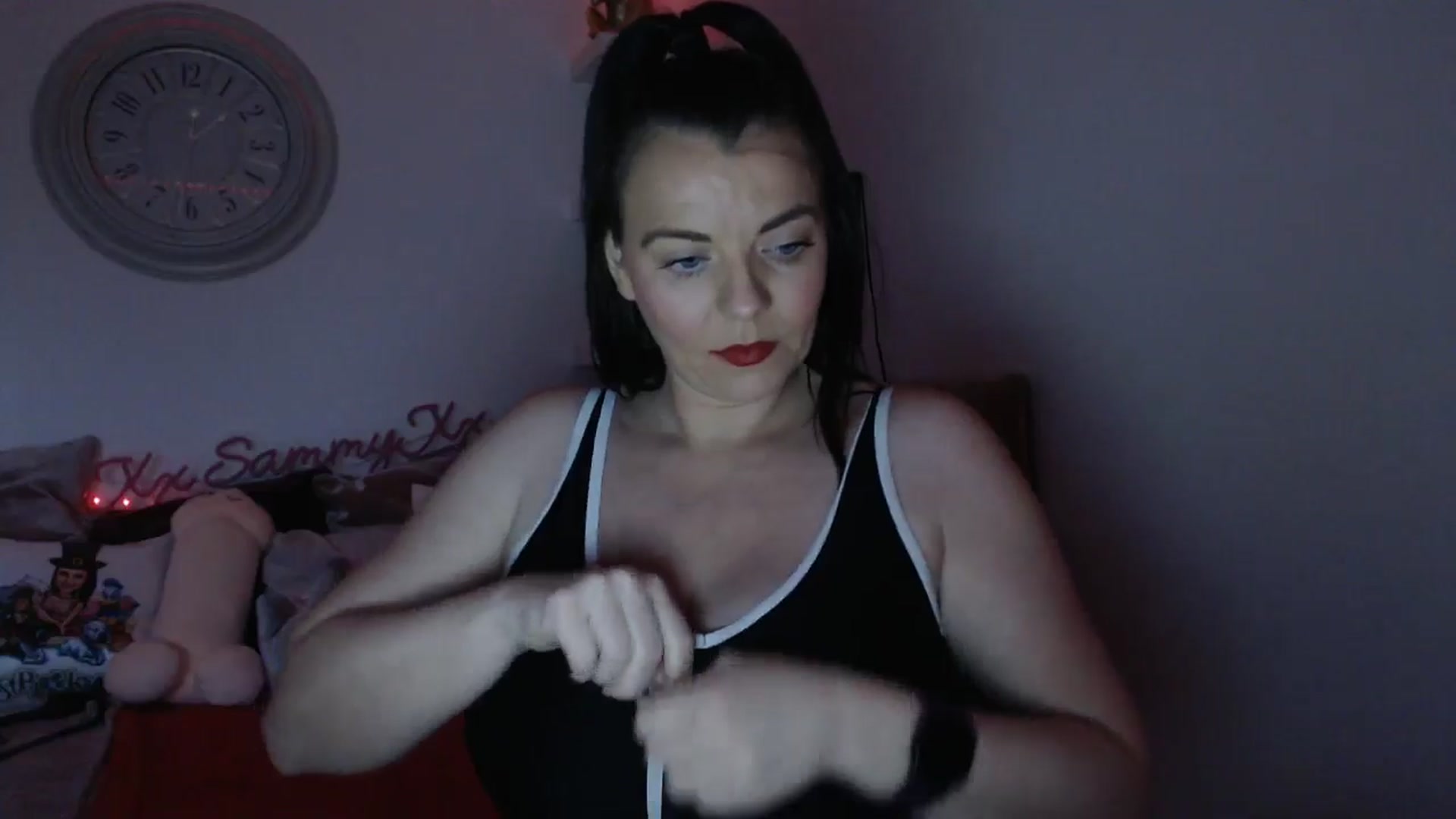 Gallery image thumbnail from innocentSamx's myfreecams stream on, 04/06/2025, 18:01 image 2 of 20