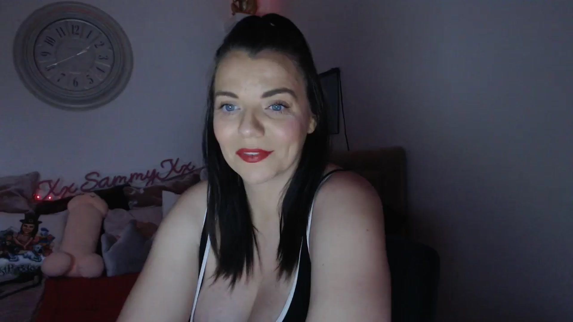 Gallery image thumbnail from innocentSamx's myfreecams stream on, 04/06/2025, 18:01 image 13 of 20