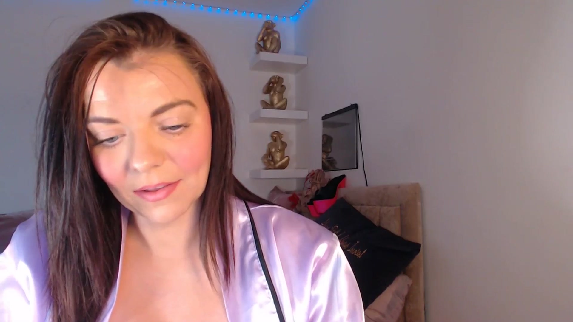 Gallery image thumbnail from innocentSamx's myfreecams stream on, 04/11/2025, 16:19 image 20 of 20