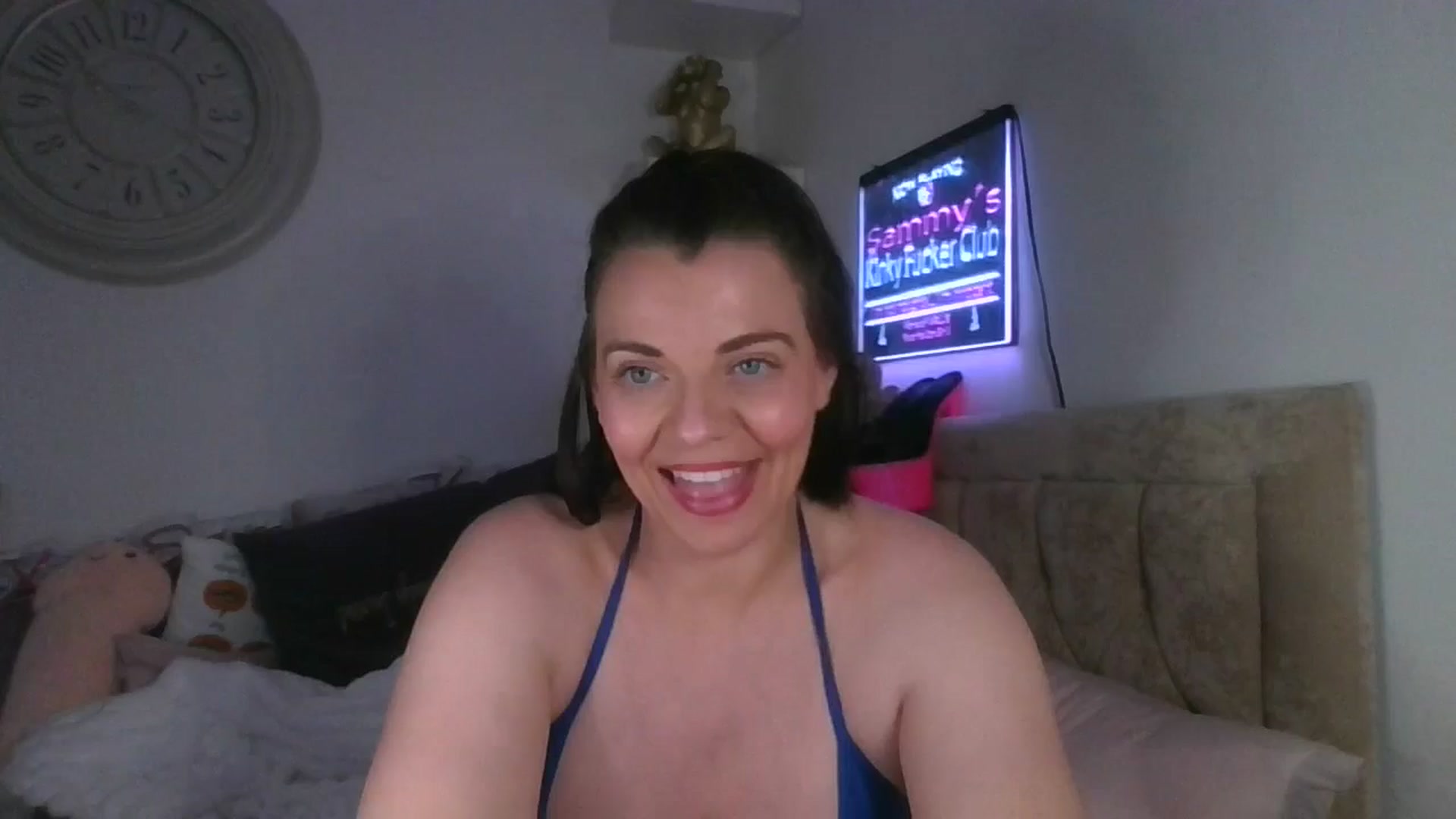 Gallery image thumbnail from innocentSamx's myfreecams stream on, 04/12/2025, 14:40 image 17 of 20