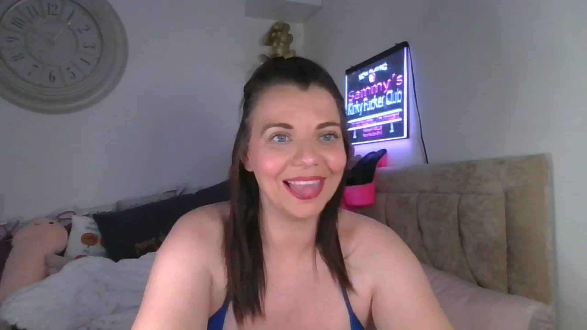Gallery image thumbnail from innocentSamx's myfreecams stream on, 04/12/2025, 14:40 image 8 of 20