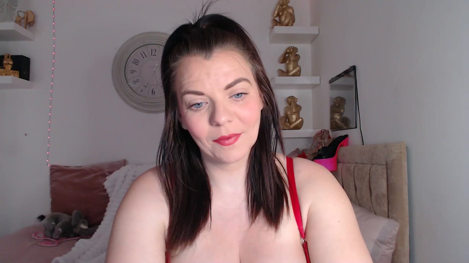 Gallery image thumbnail from innocentSamx's myfreecams stream on, 04/14/2025, 10:07 image 6 of 20