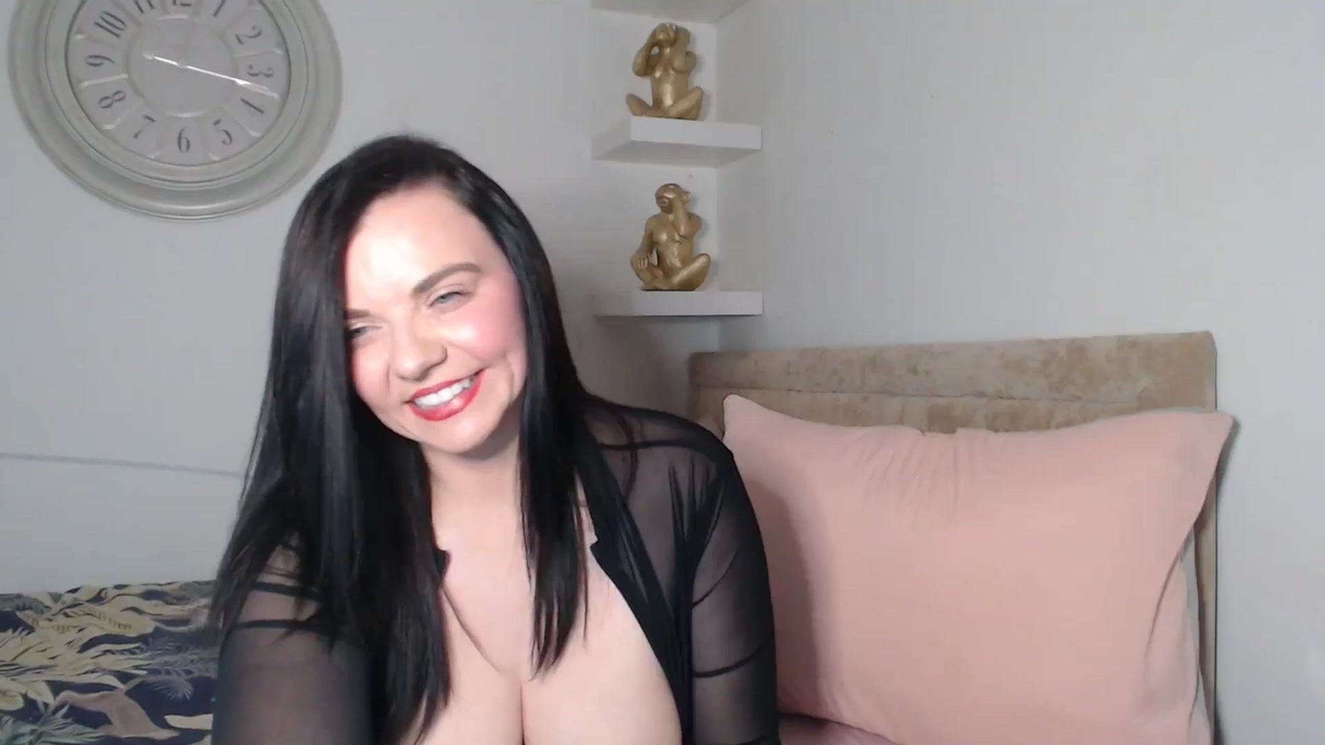 Gallery image thumbnail from innocentSamx's myfreecams stream on, 11/22/2025, 13:18 image 14 of 20