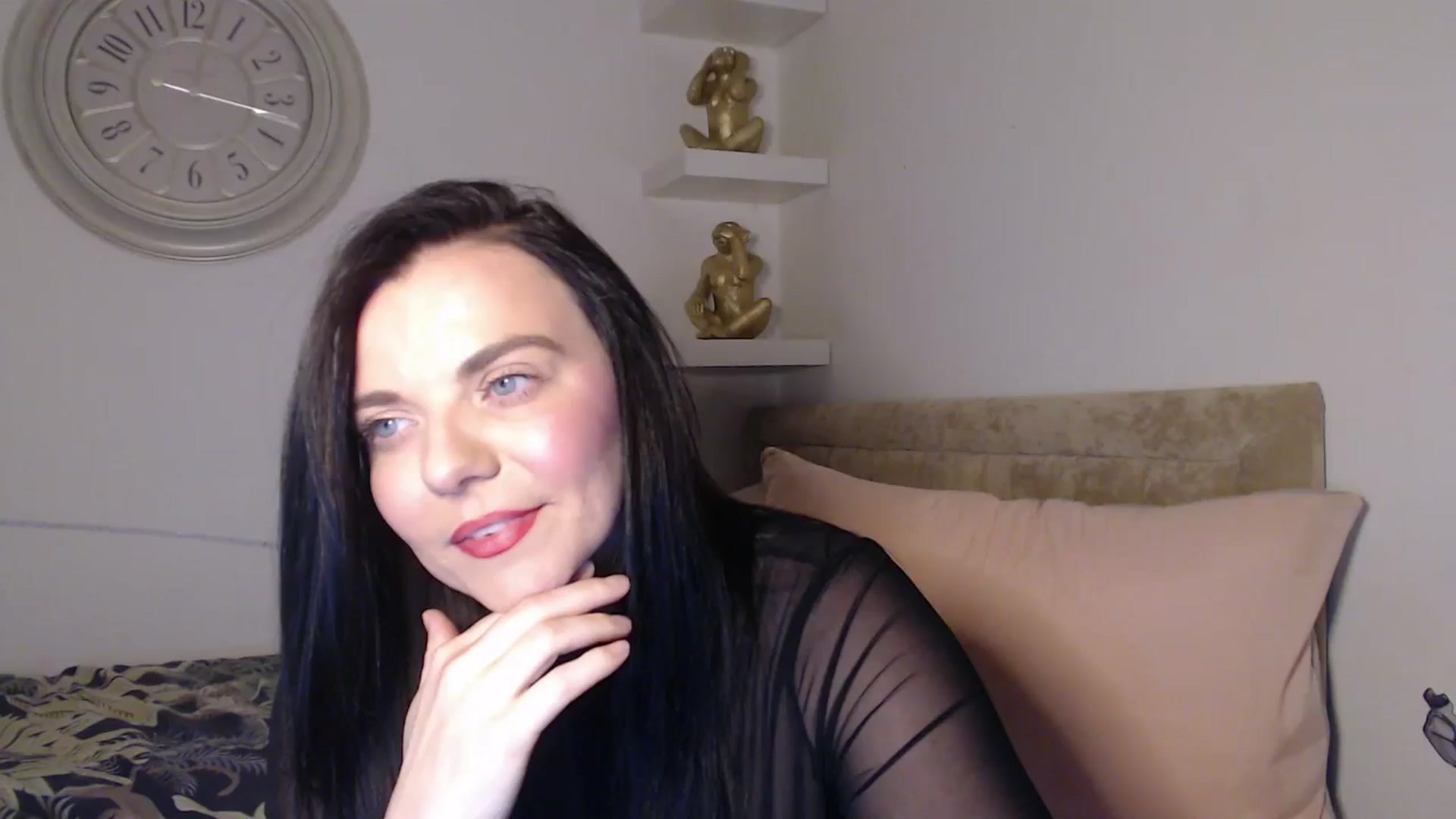 Gallery image thumbnail from innocentSamx's myfreecams stream on, 11/22/2025, 14:36 image 5 of 20