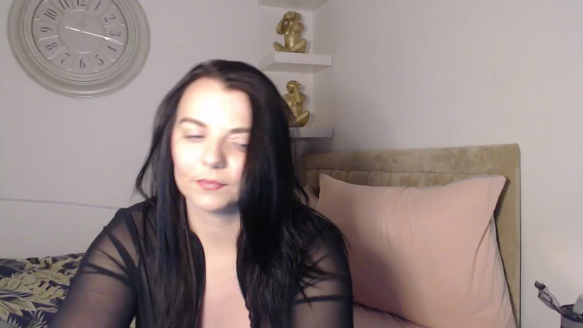 Gallery image thumbnail from innocentSamx's myfreecams stream on, 11/22/2025, 15:59 image 18 of 20