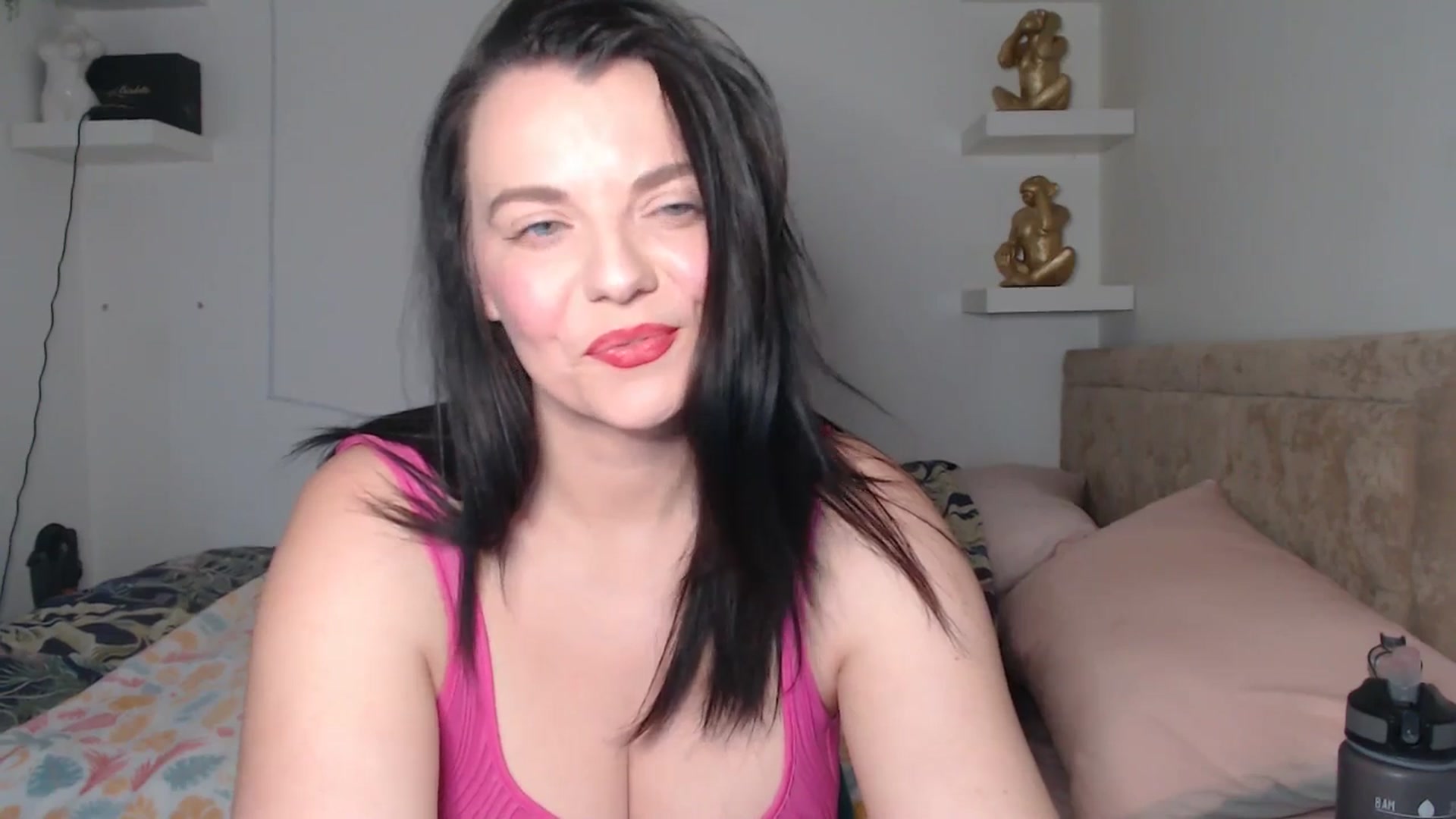 Gallery image thumbnail from innocentSamx's myfreecams stream on, 11/23/2025, 12:53 image 3 of 20